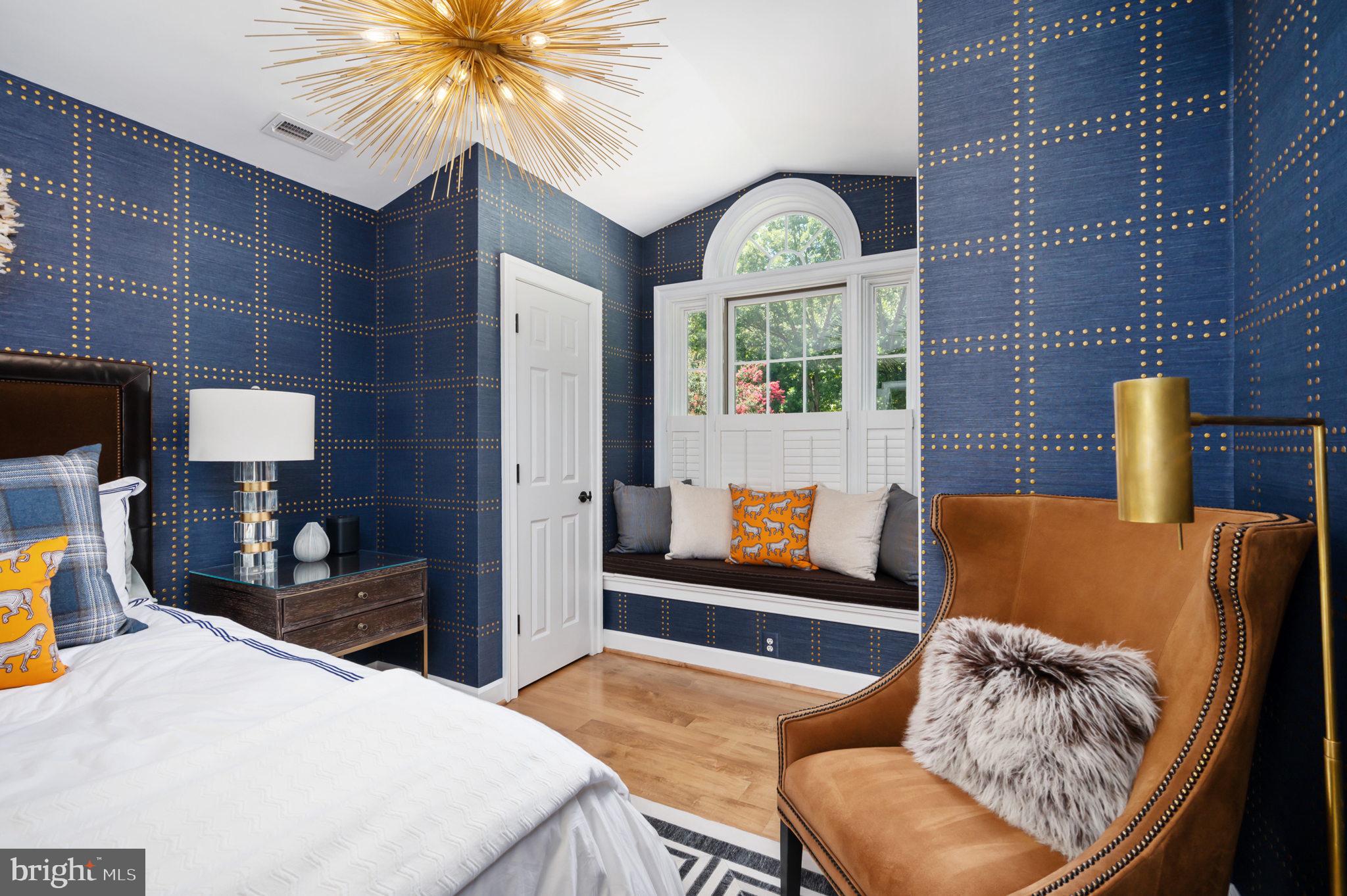 COVENANT COVE - Residential