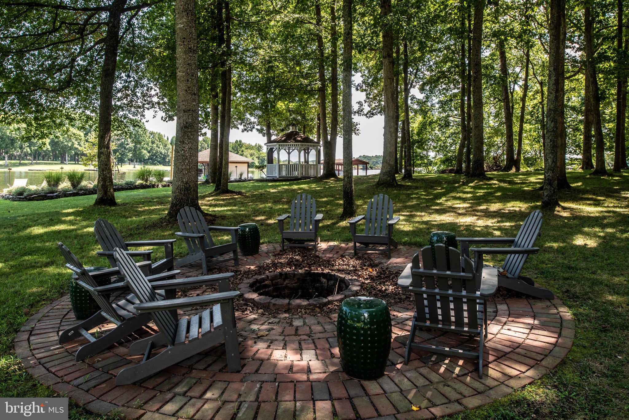 COVENANT COVE - Residential