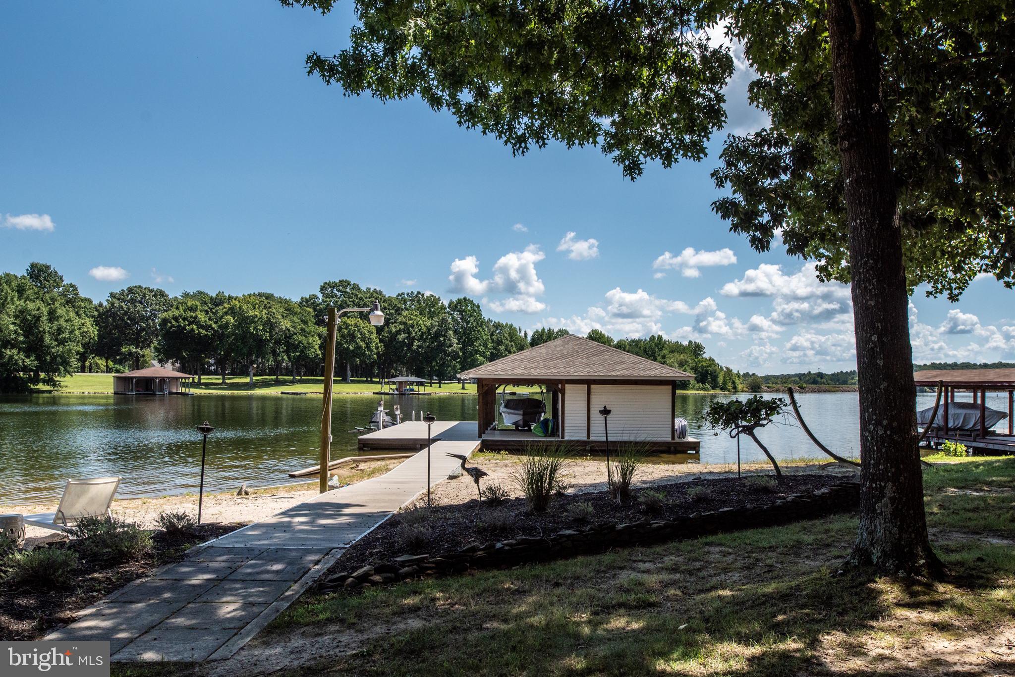 COVENANT COVE - Residential