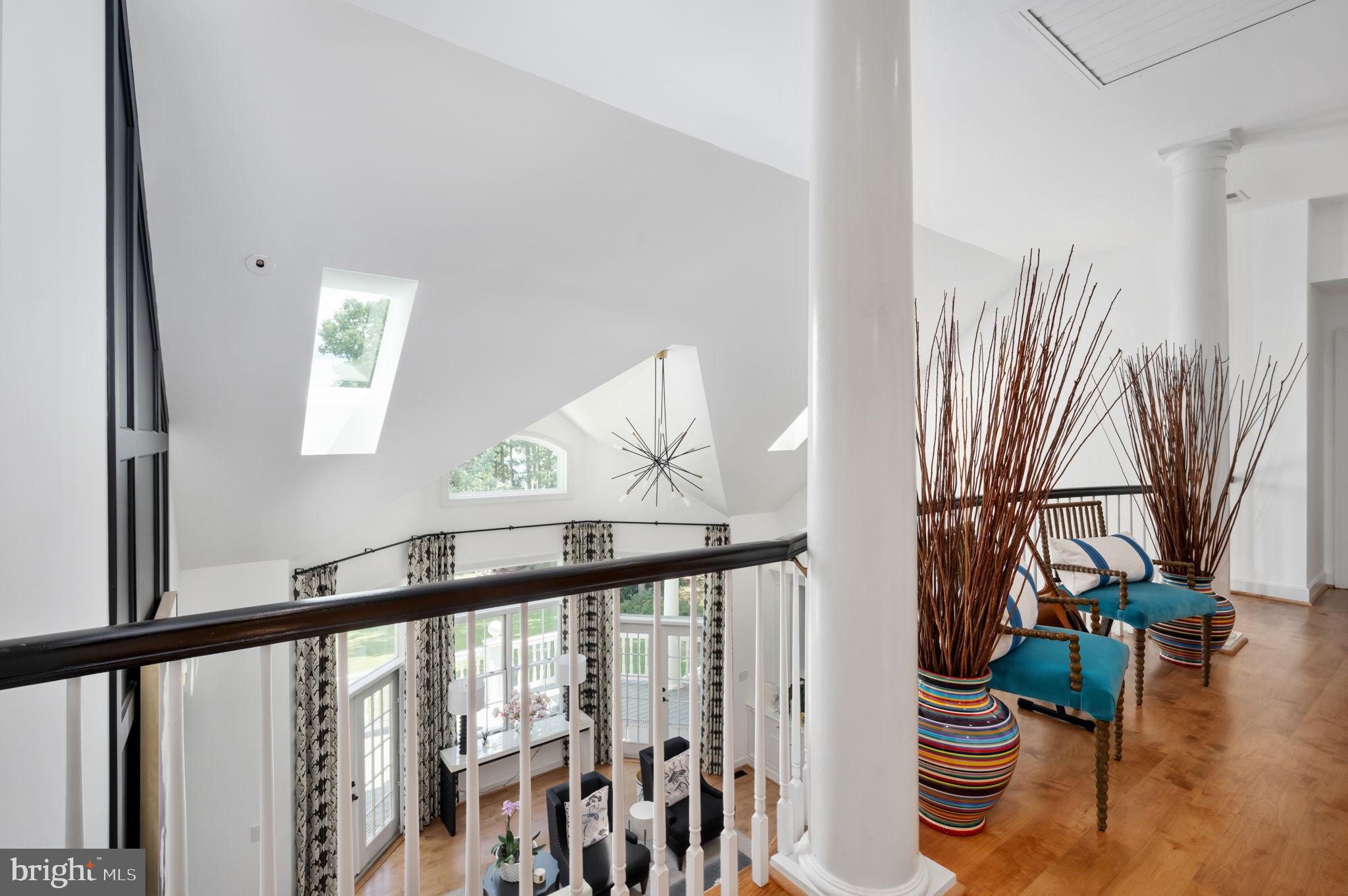 COVENANT COVE - Residential