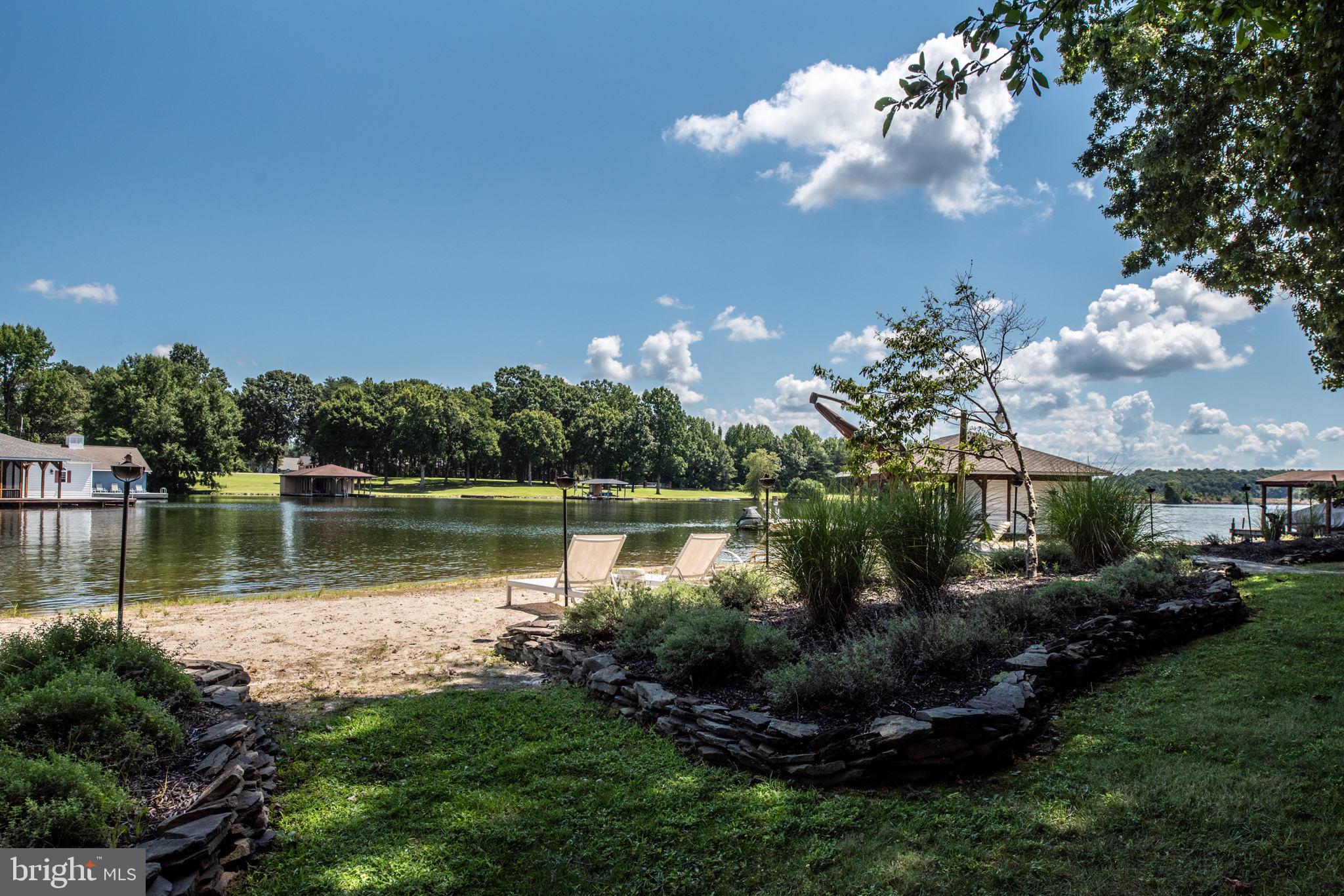 COVENANT COVE - Residential