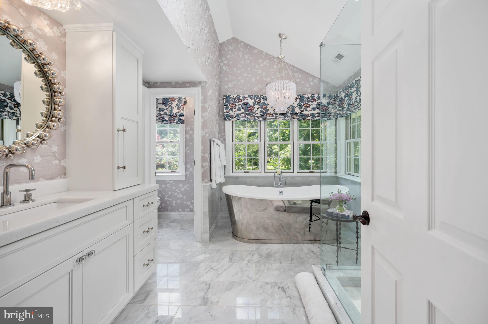 COVENANT COVE - Residential