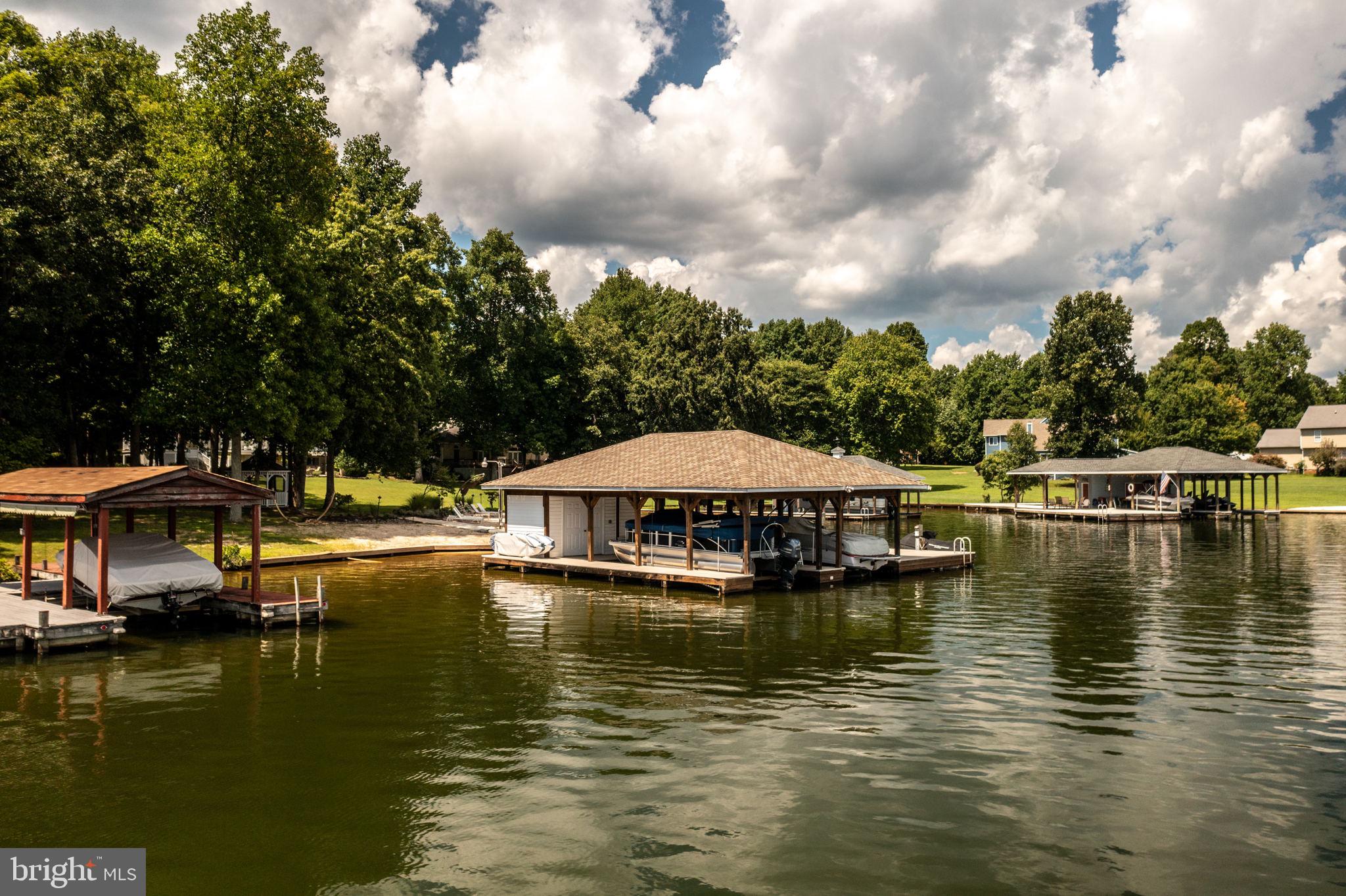 COVENANT COVE - Residential