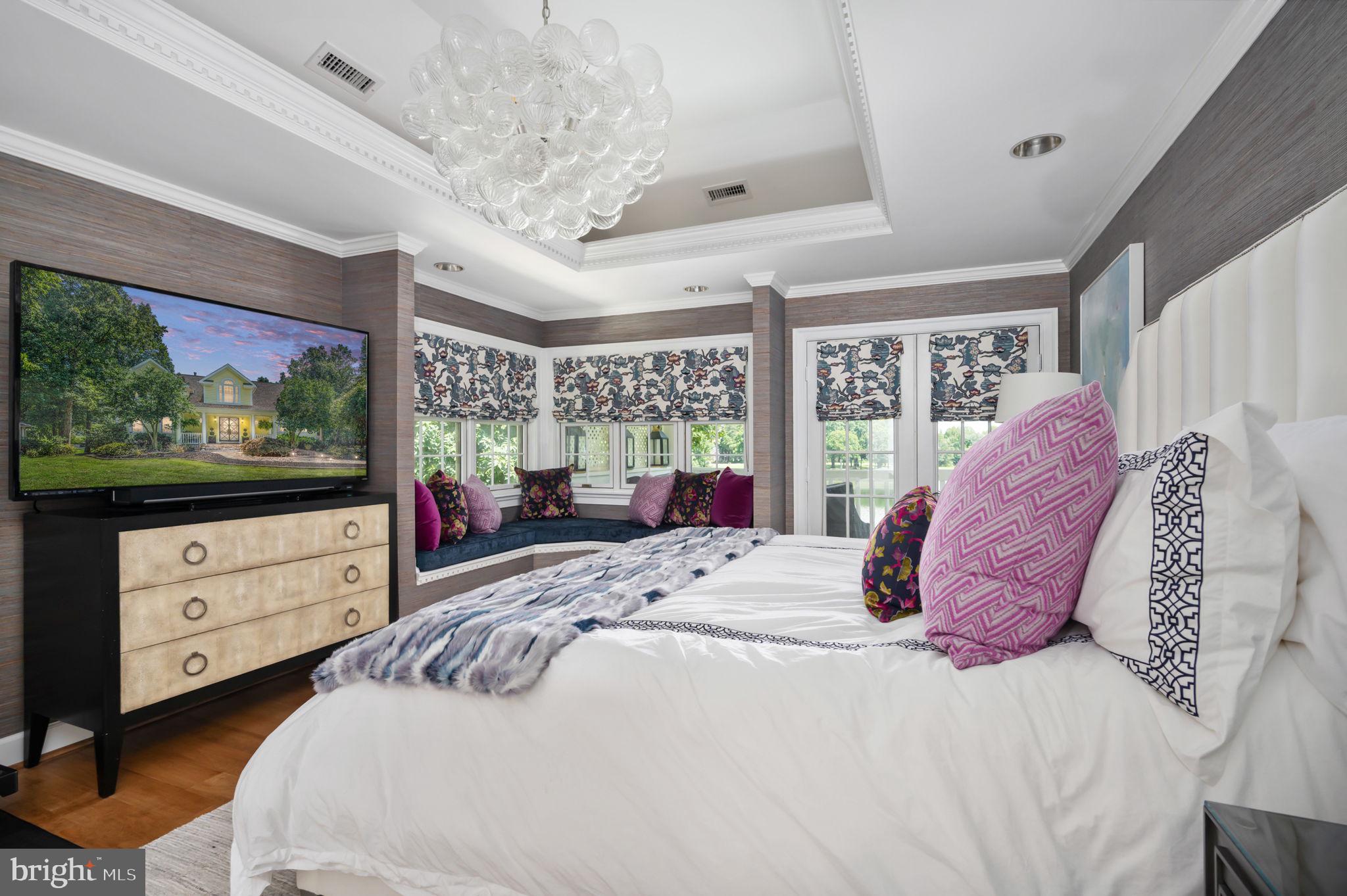 COVENANT COVE - Residential