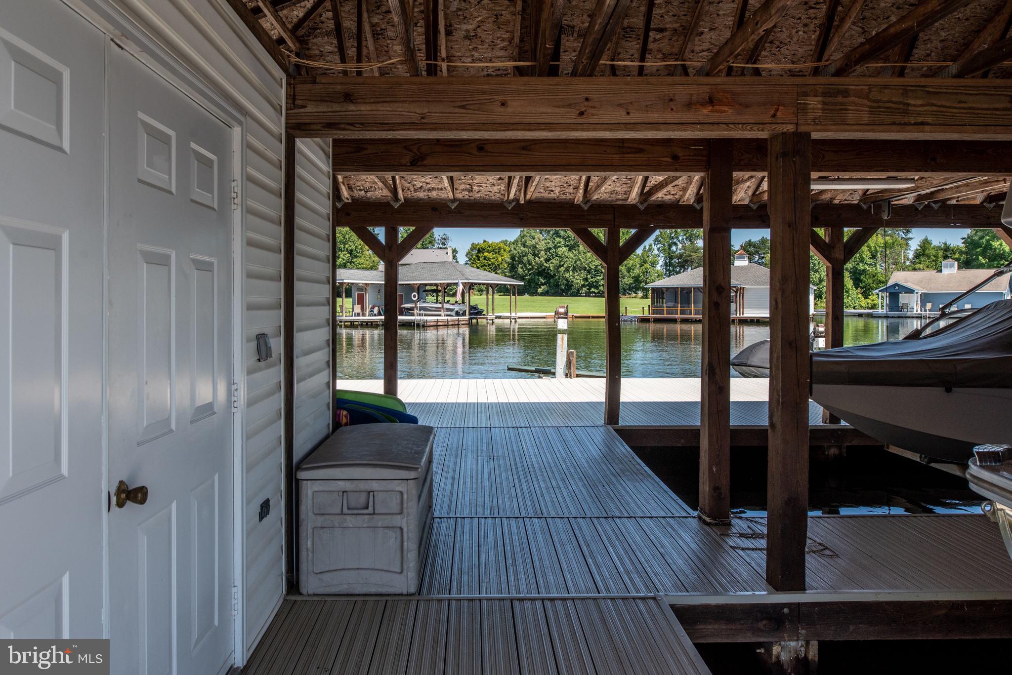 COVENANT COVE - Residential