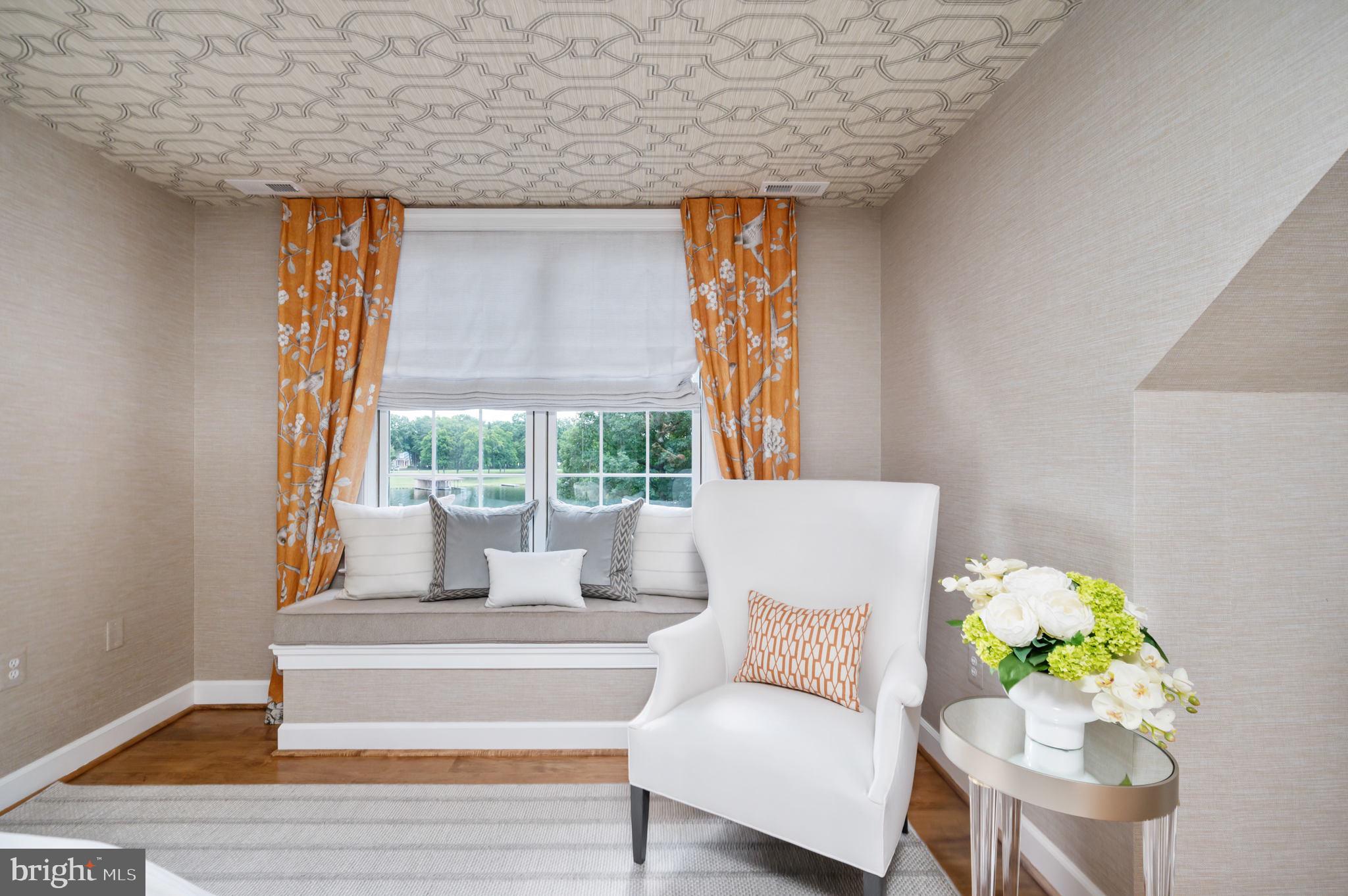 COVENANT COVE - Residential