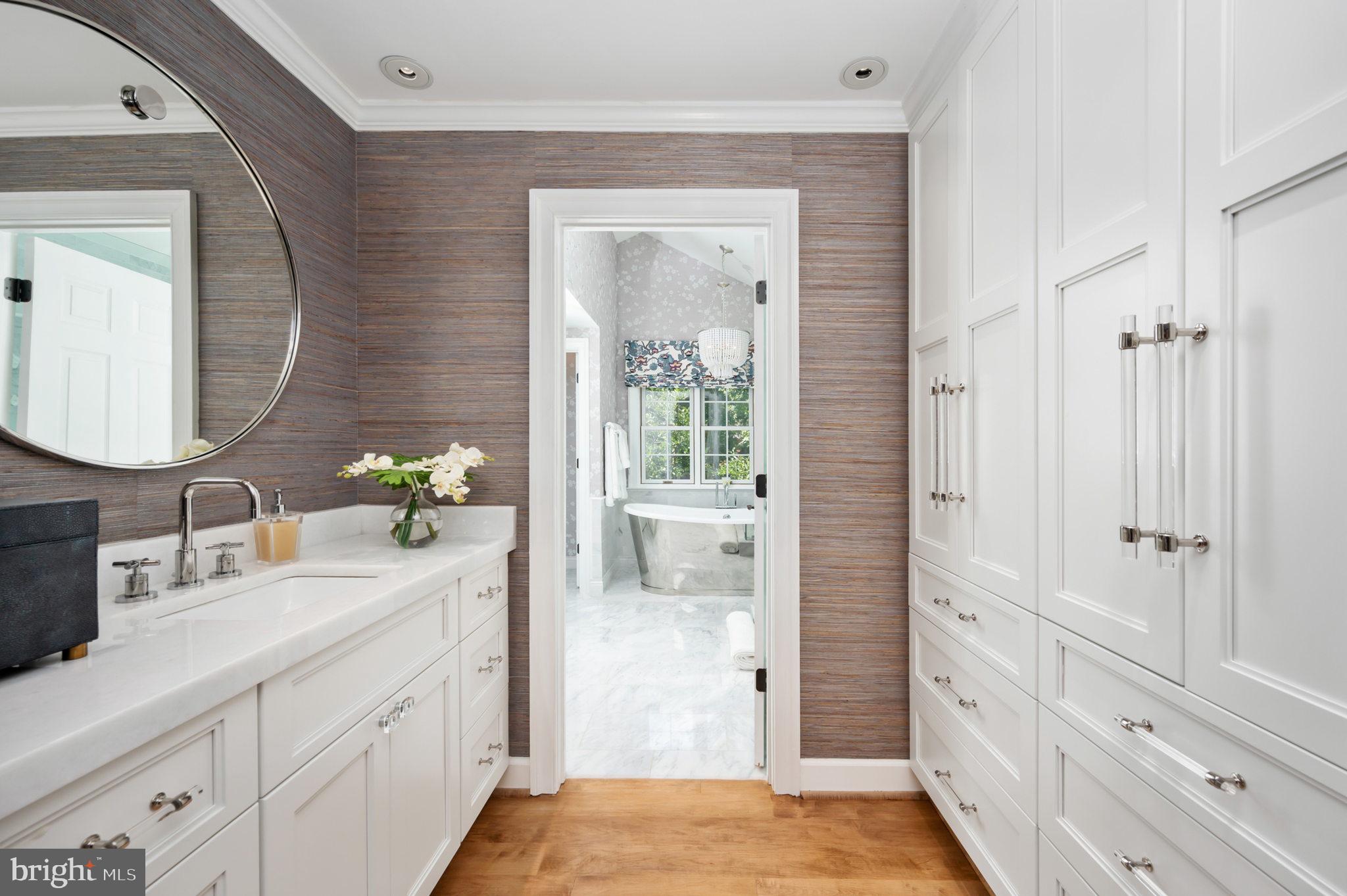 COVENANT COVE - Residential