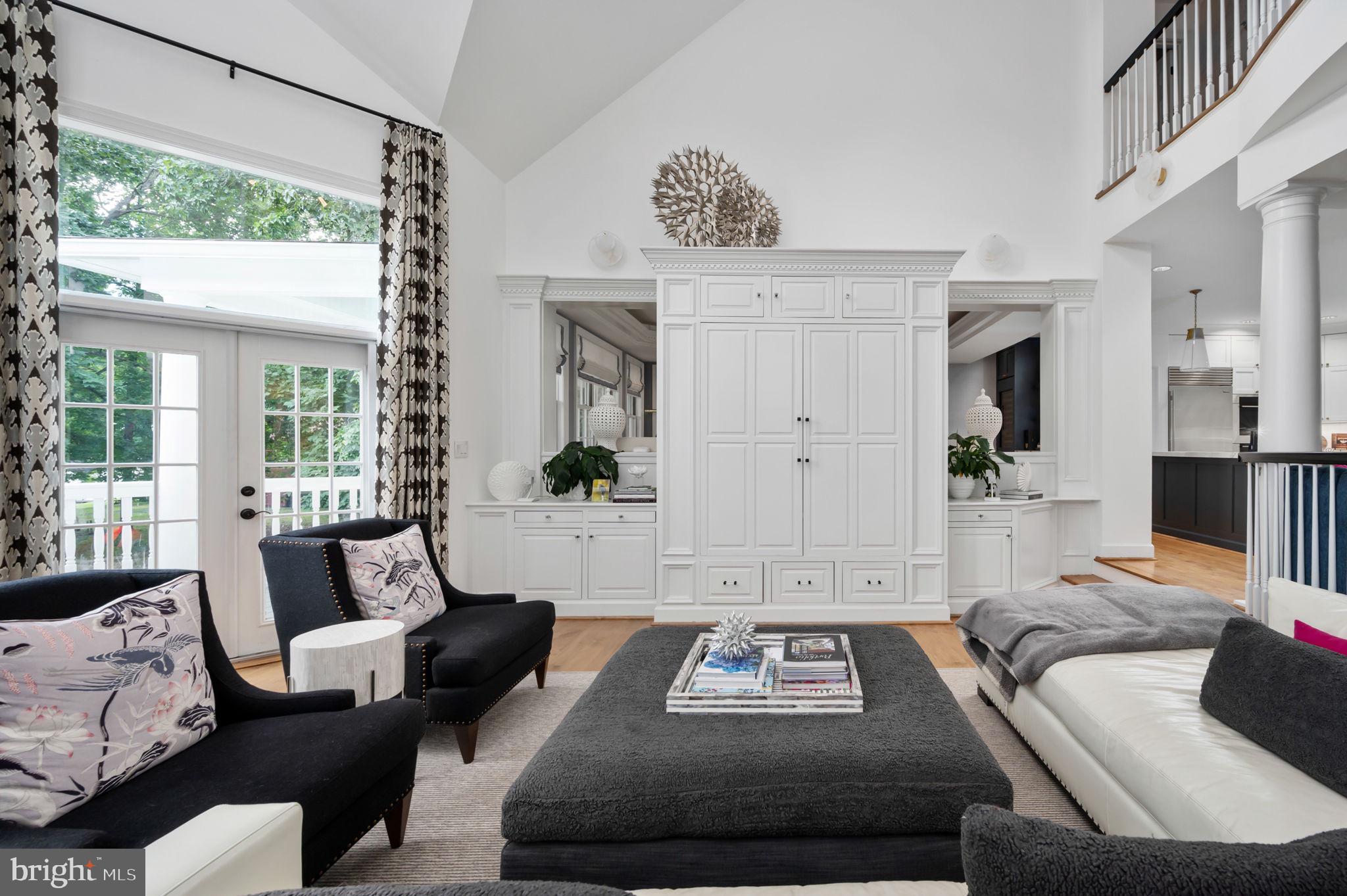 COVENANT COVE - Residential