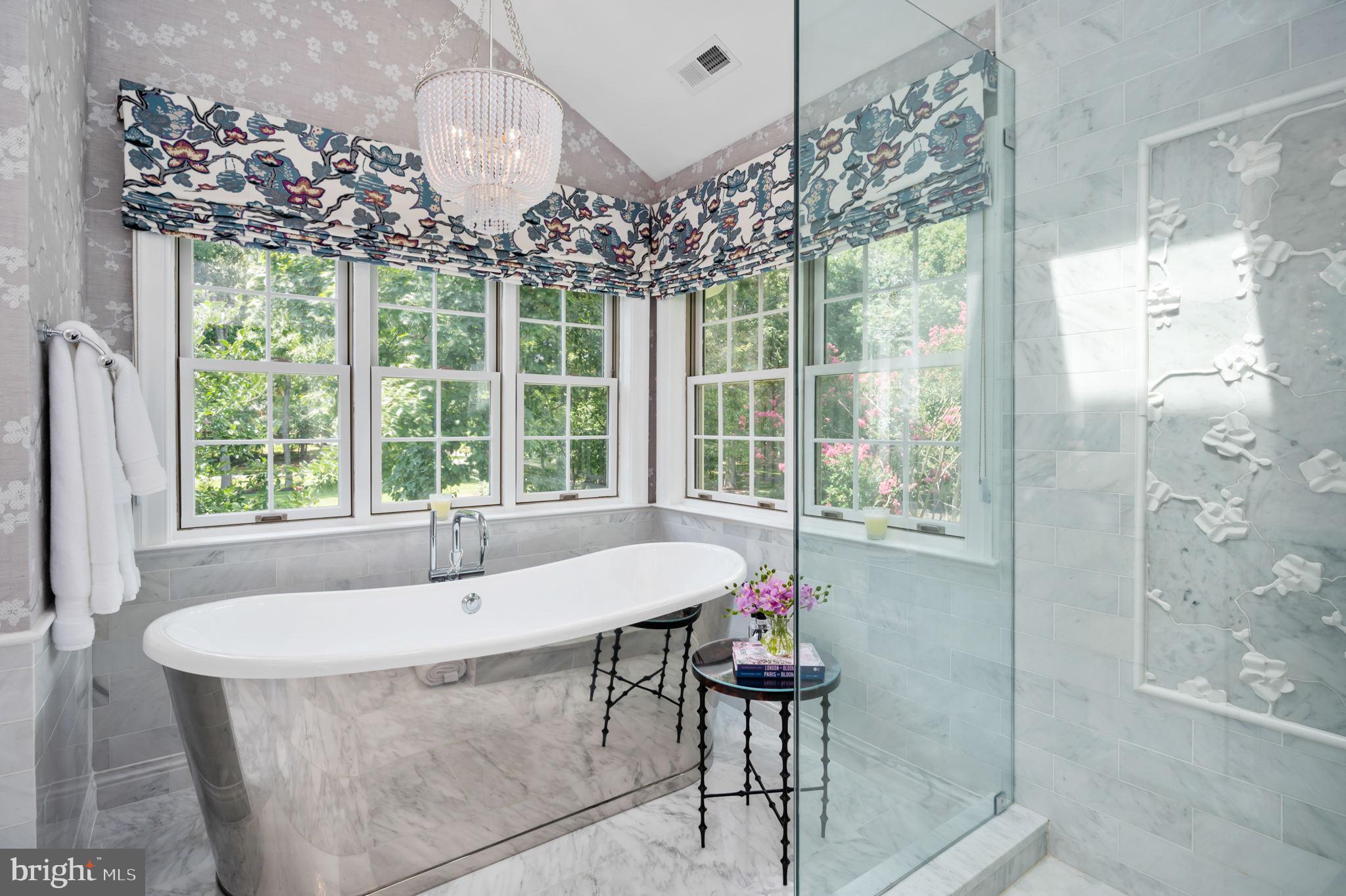 COVENANT COVE - Residential