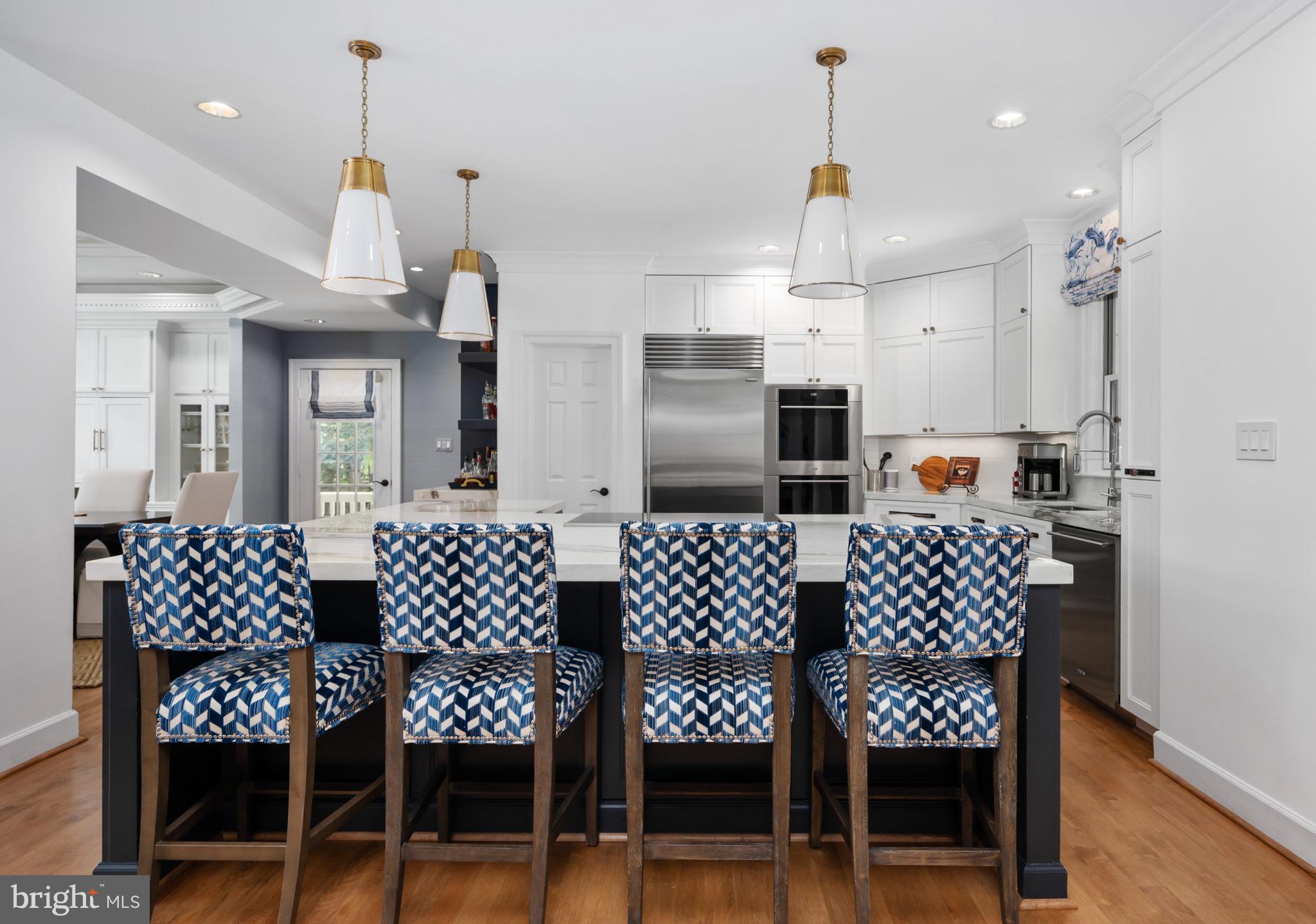 COVENANT COVE - Residential