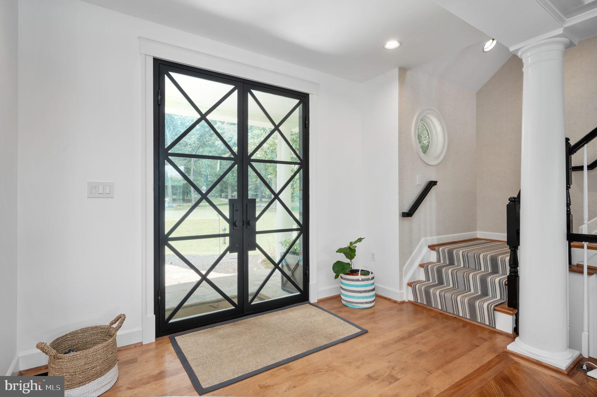 COVENANT COVE - Residential