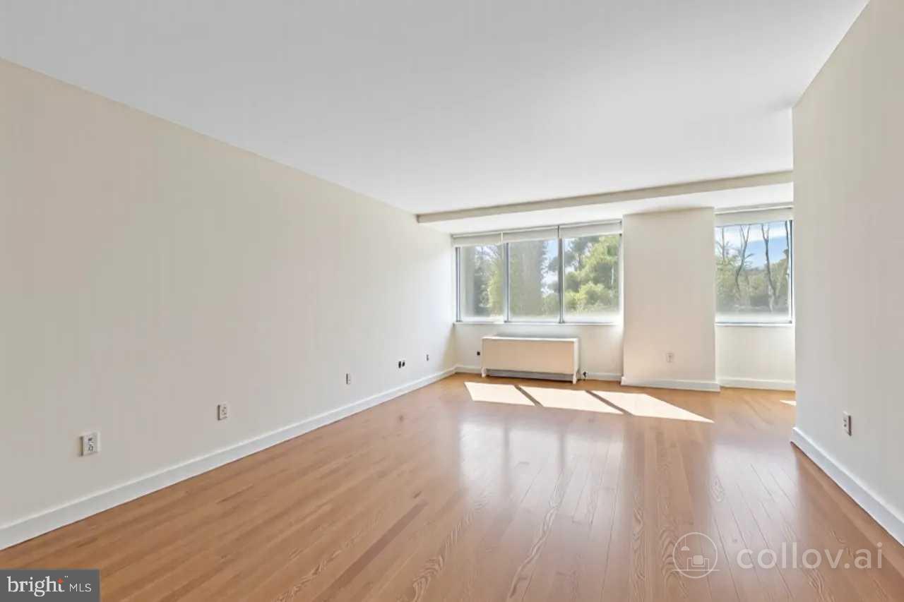 301 N BEAUREGARD STREET 202