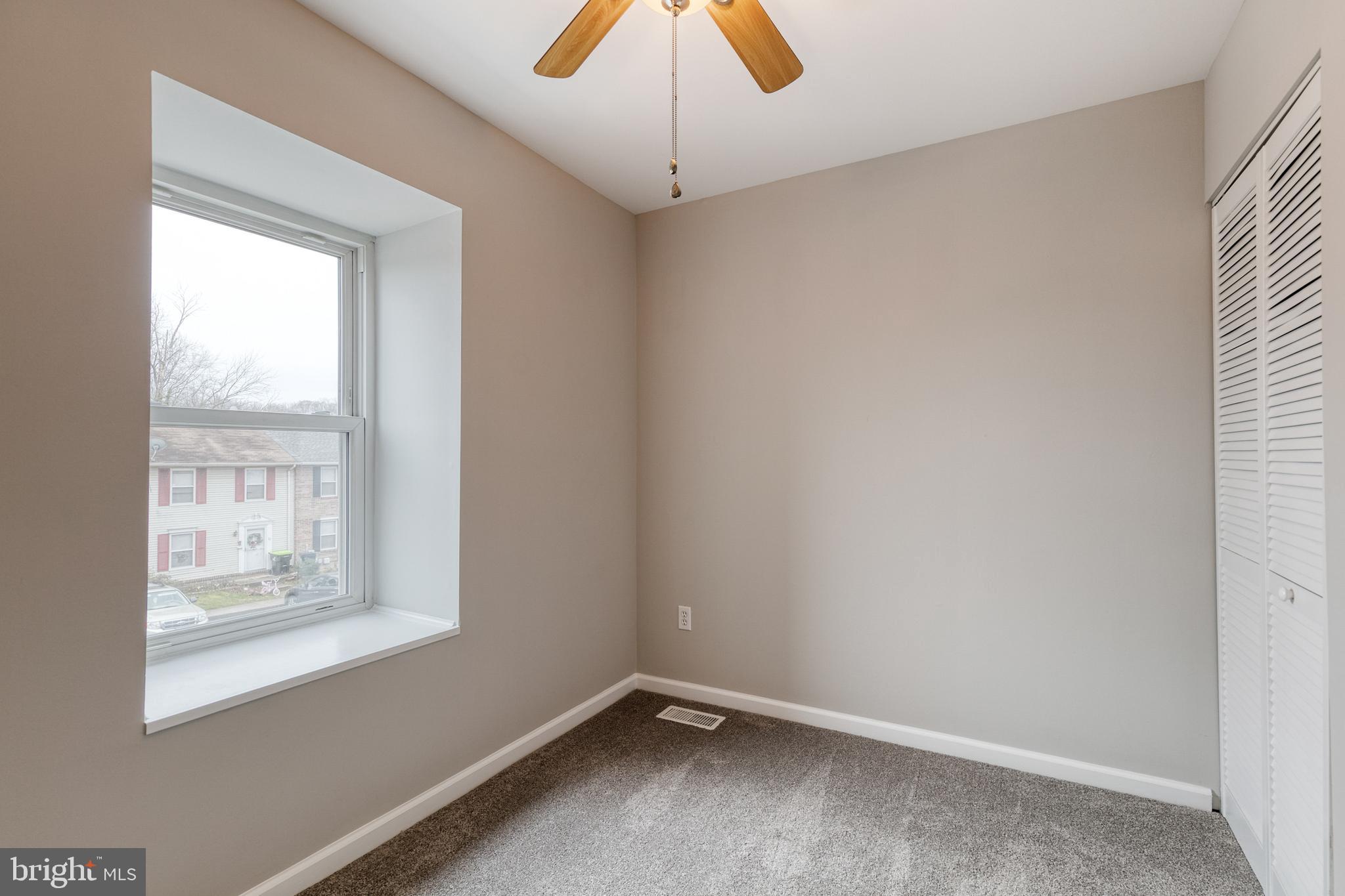 WOODSDALE MANOR - Residential