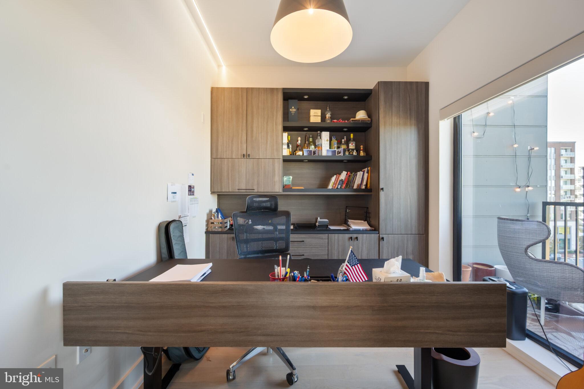 POTOMAC  YARDS - Residential