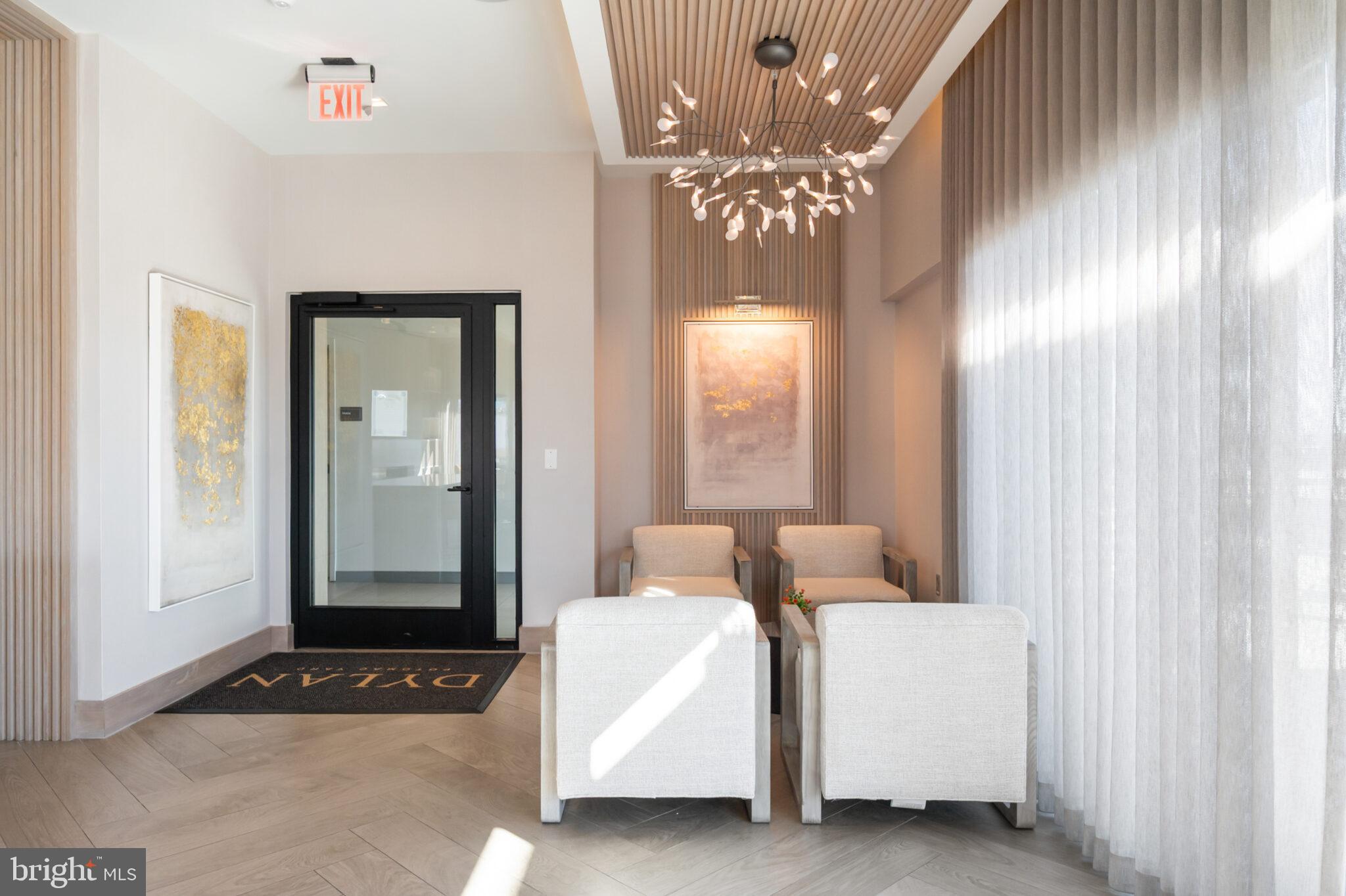 POTOMAC  YARDS - Residential