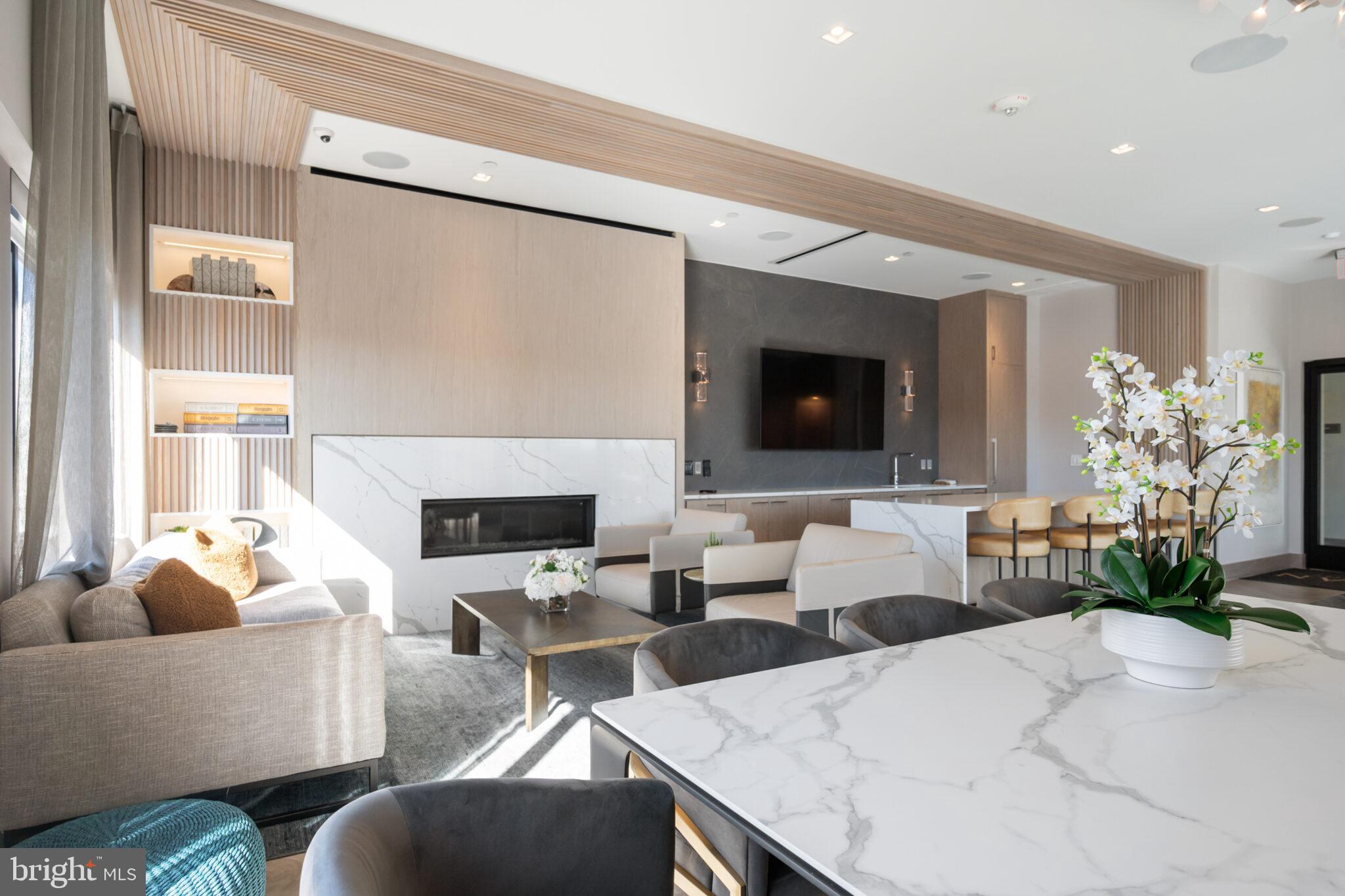 POTOMAC  YARDS - Residential