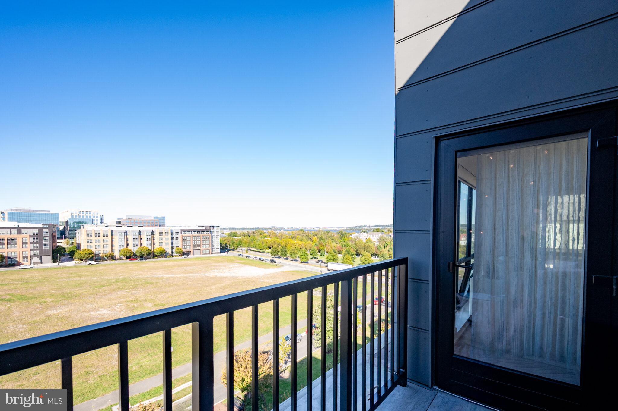 POTOMAC  YARDS - Residential