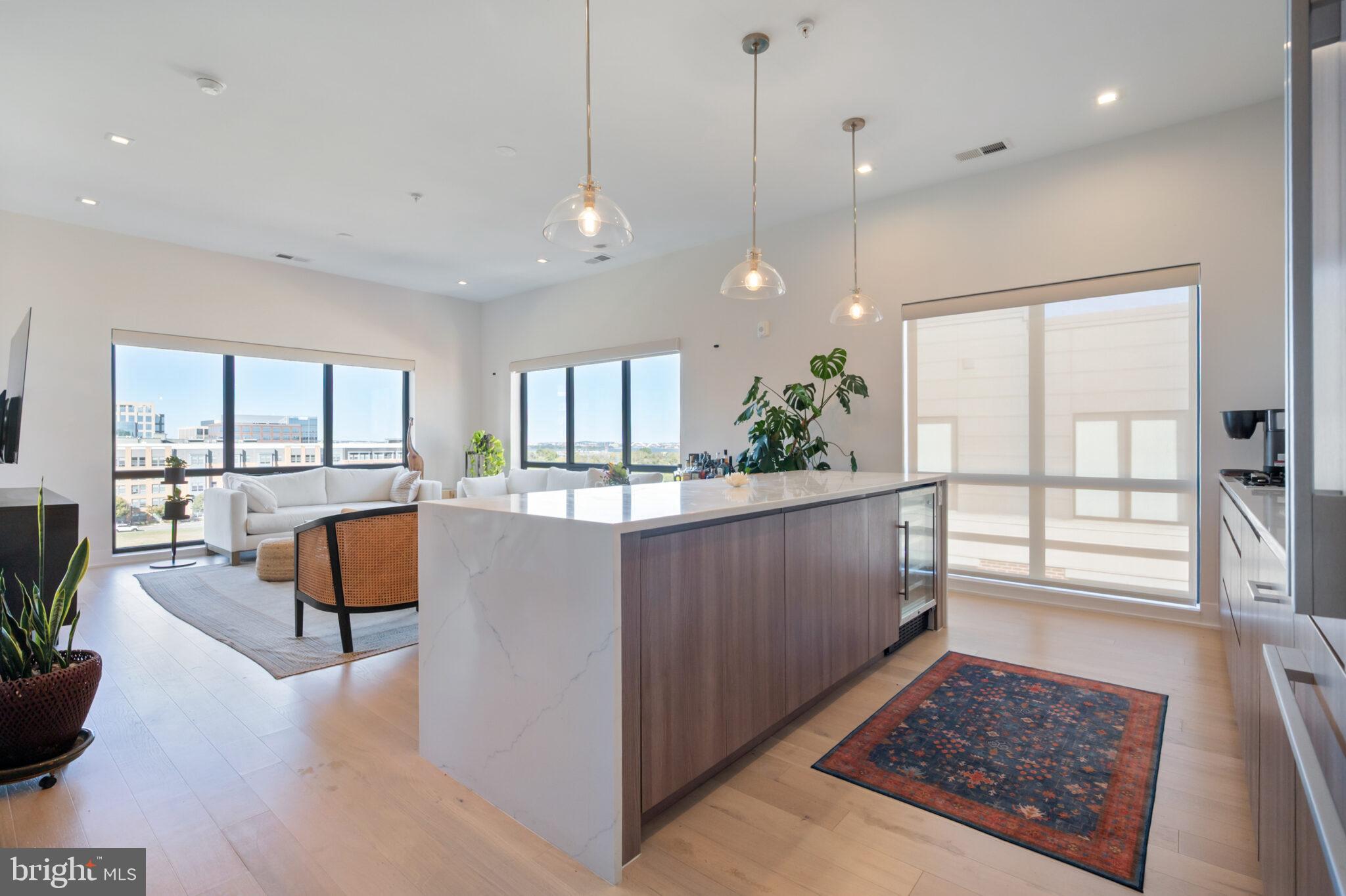 POTOMAC  YARDS - Residential