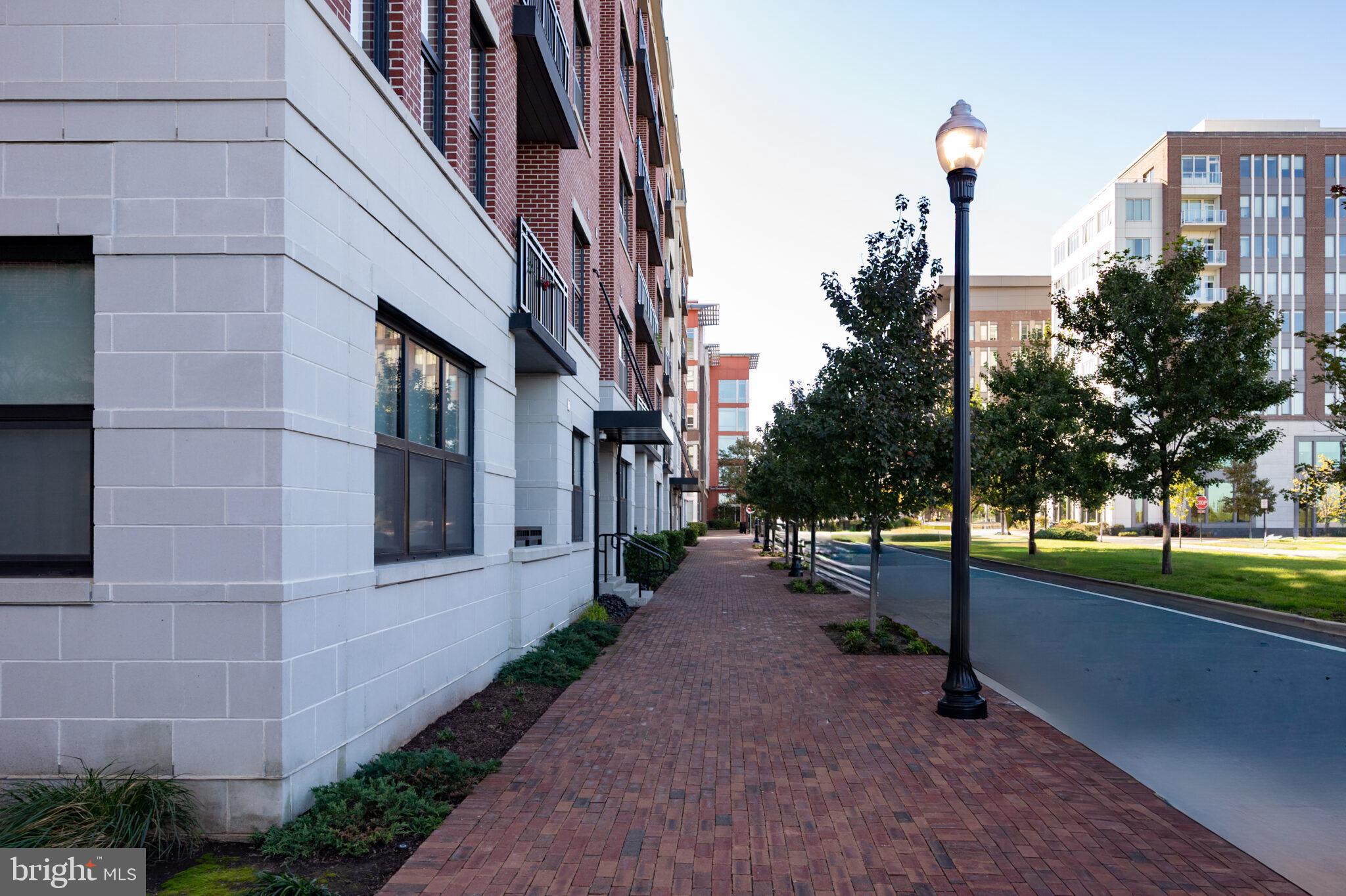 POTOMAC  YARDS - Residential