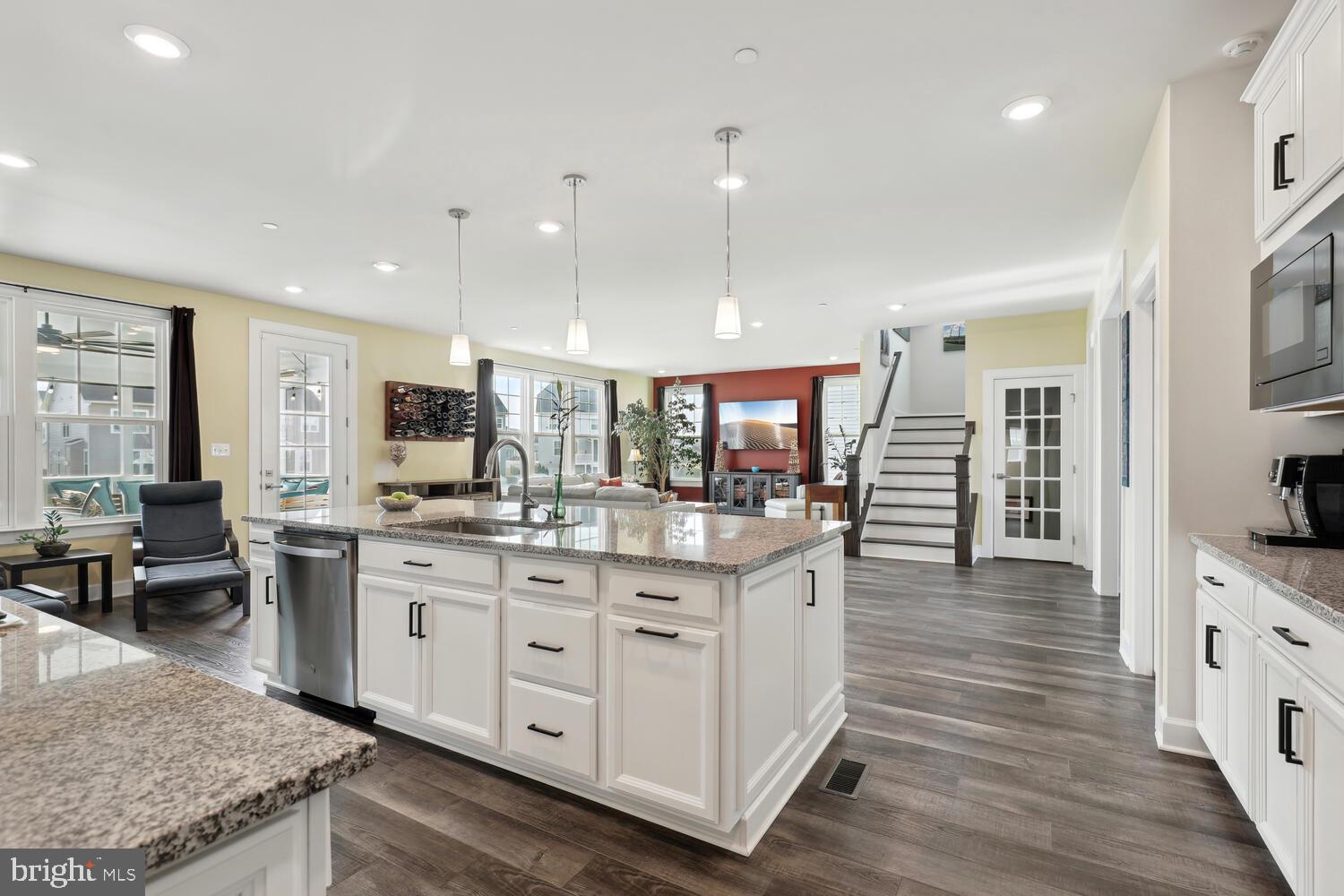 MAPLE LAWN SOUTH - Residential