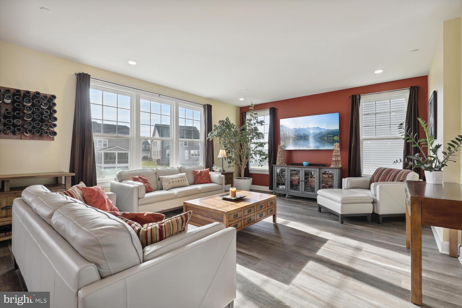 MAPLE LAWN SOUTH - Residential