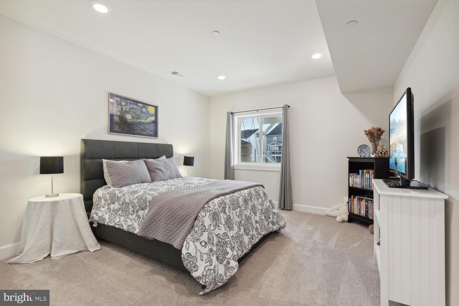 MAPLE LAWN SOUTH - Residential