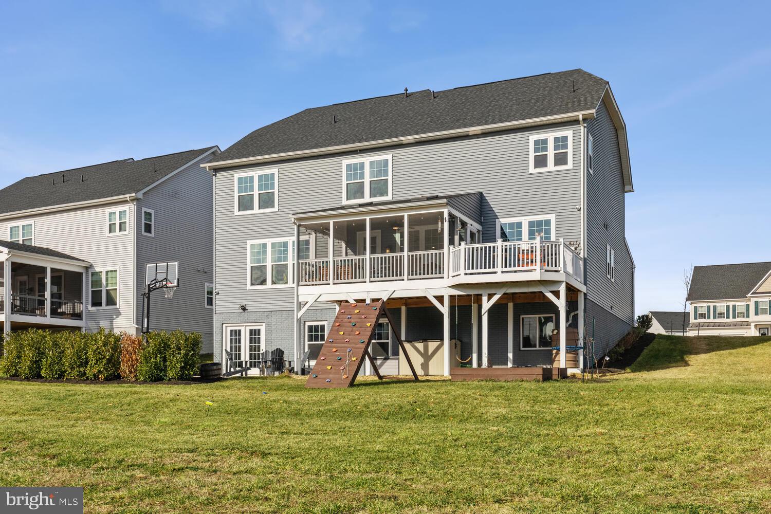 MAPLE LAWN SOUTH - Residential