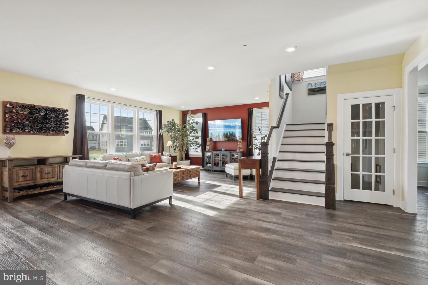 MAPLE LAWN SOUTH - Residential