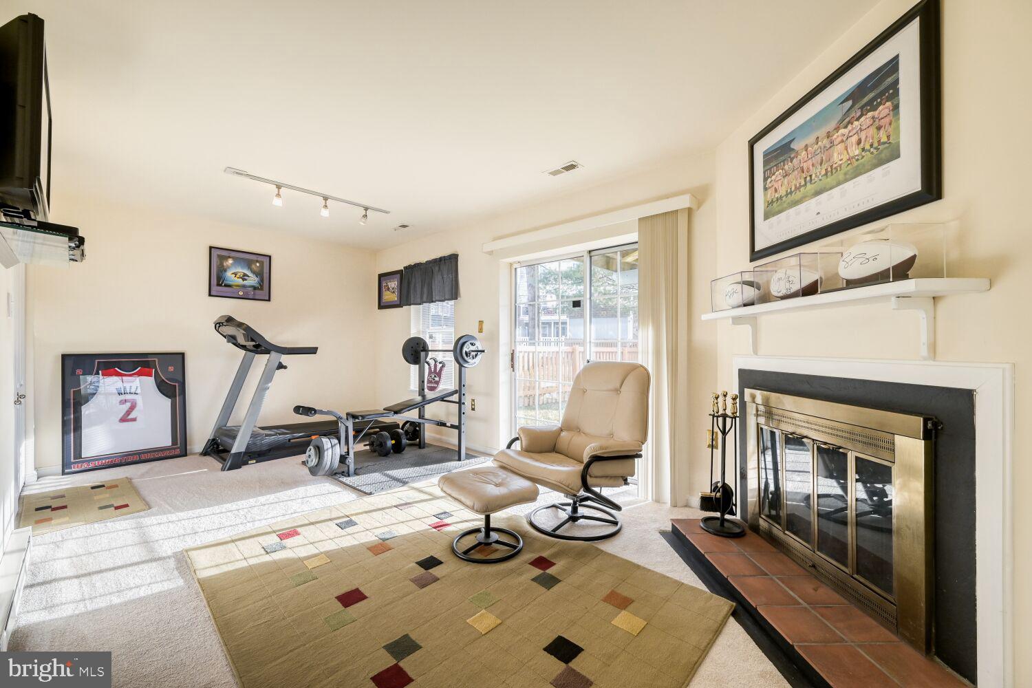 TIMBER GROVE - Residential