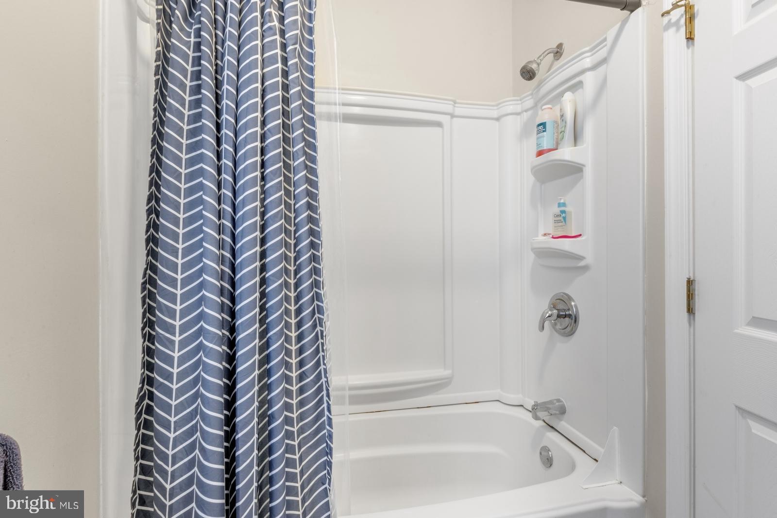 GRADUATE HOSPITAL - Residential Lease