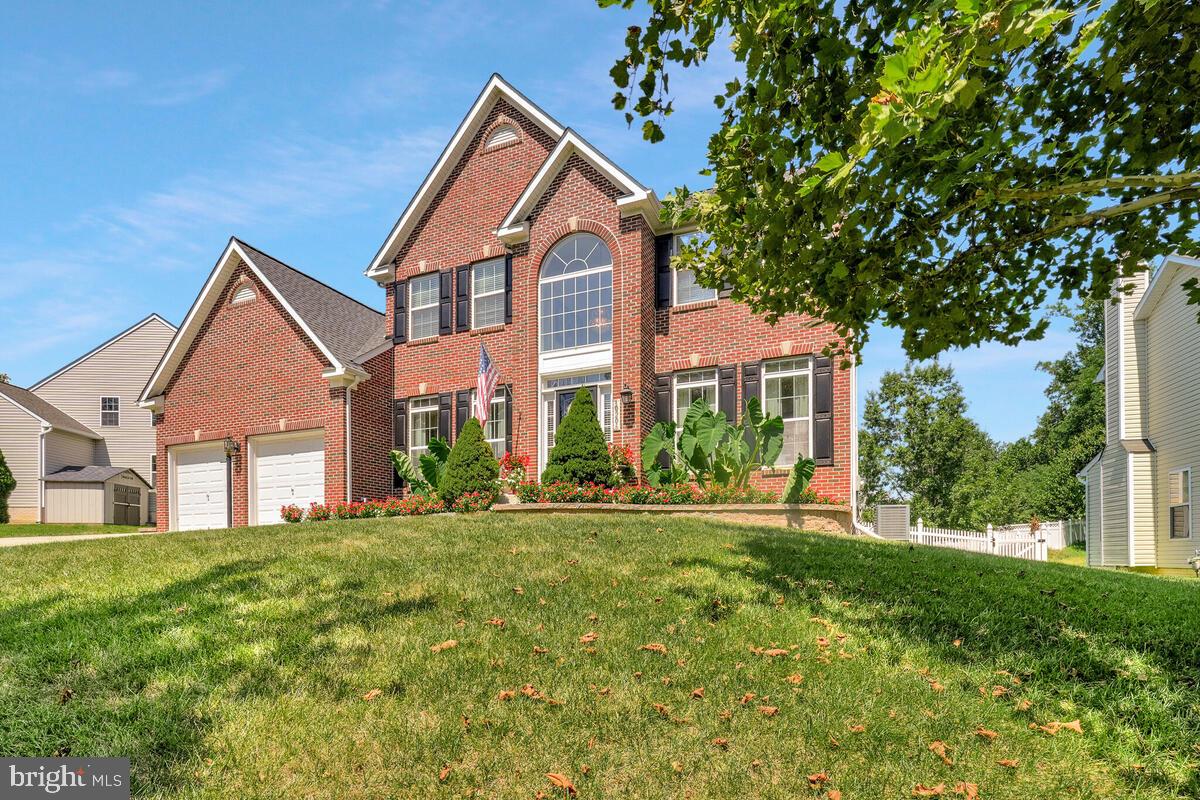 10206 ROLLING GREEN WAY