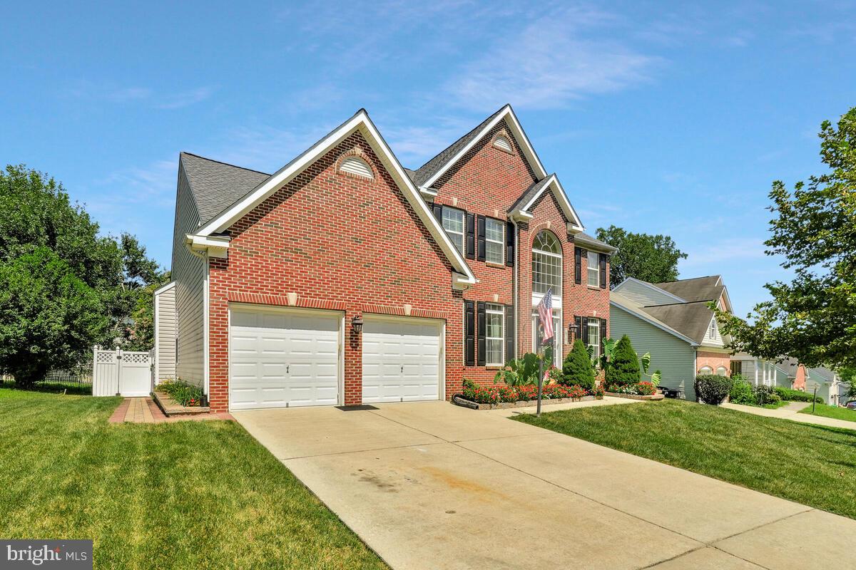 10206 ROLLING GREEN WAY