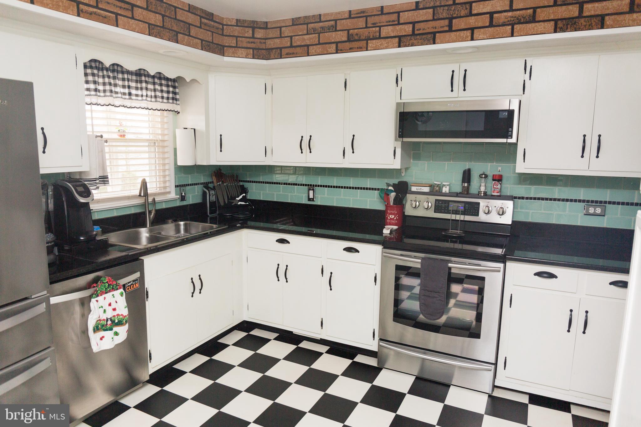 AVALON PARK - Residential