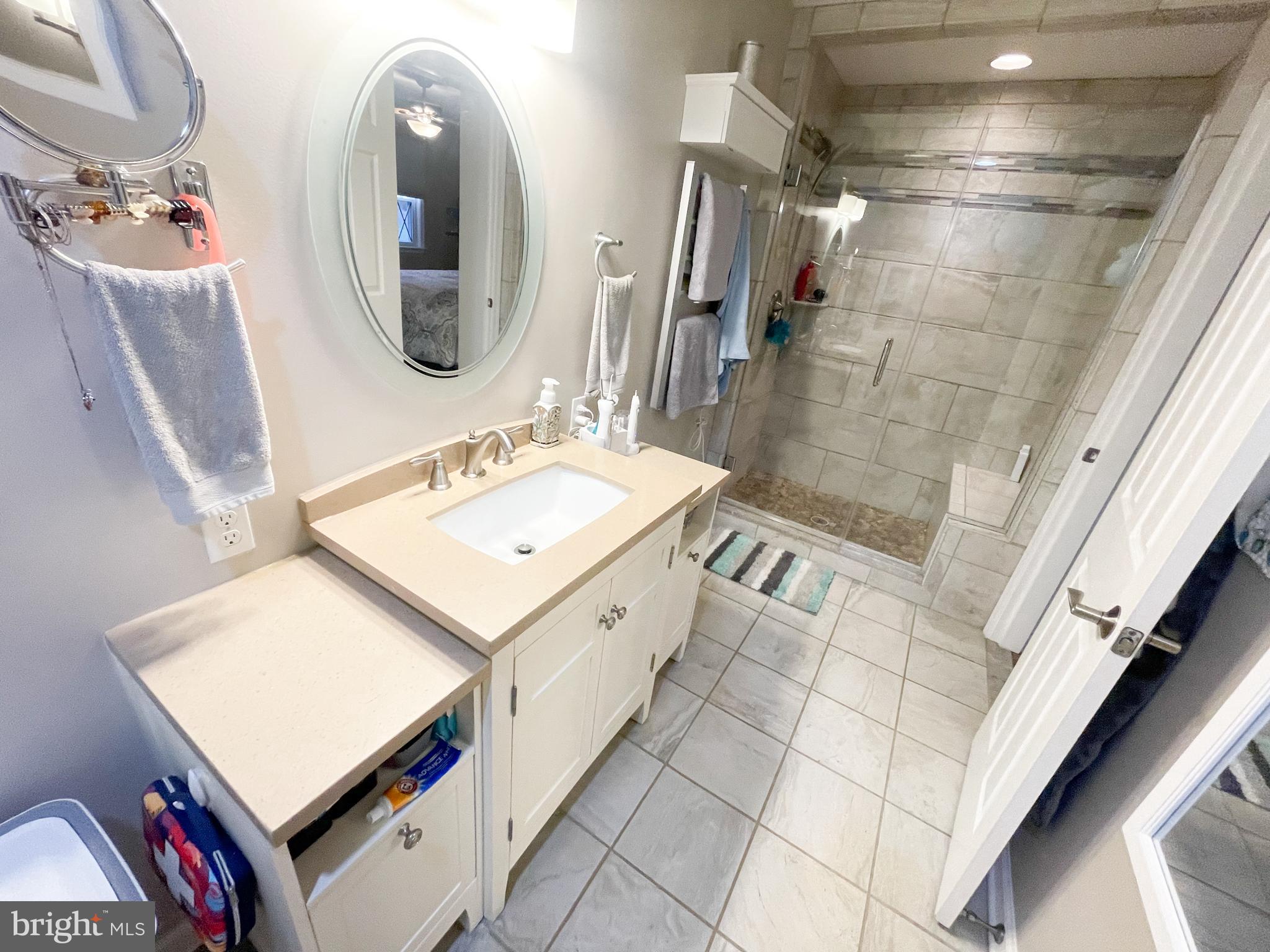 AVALON PARK - Residential