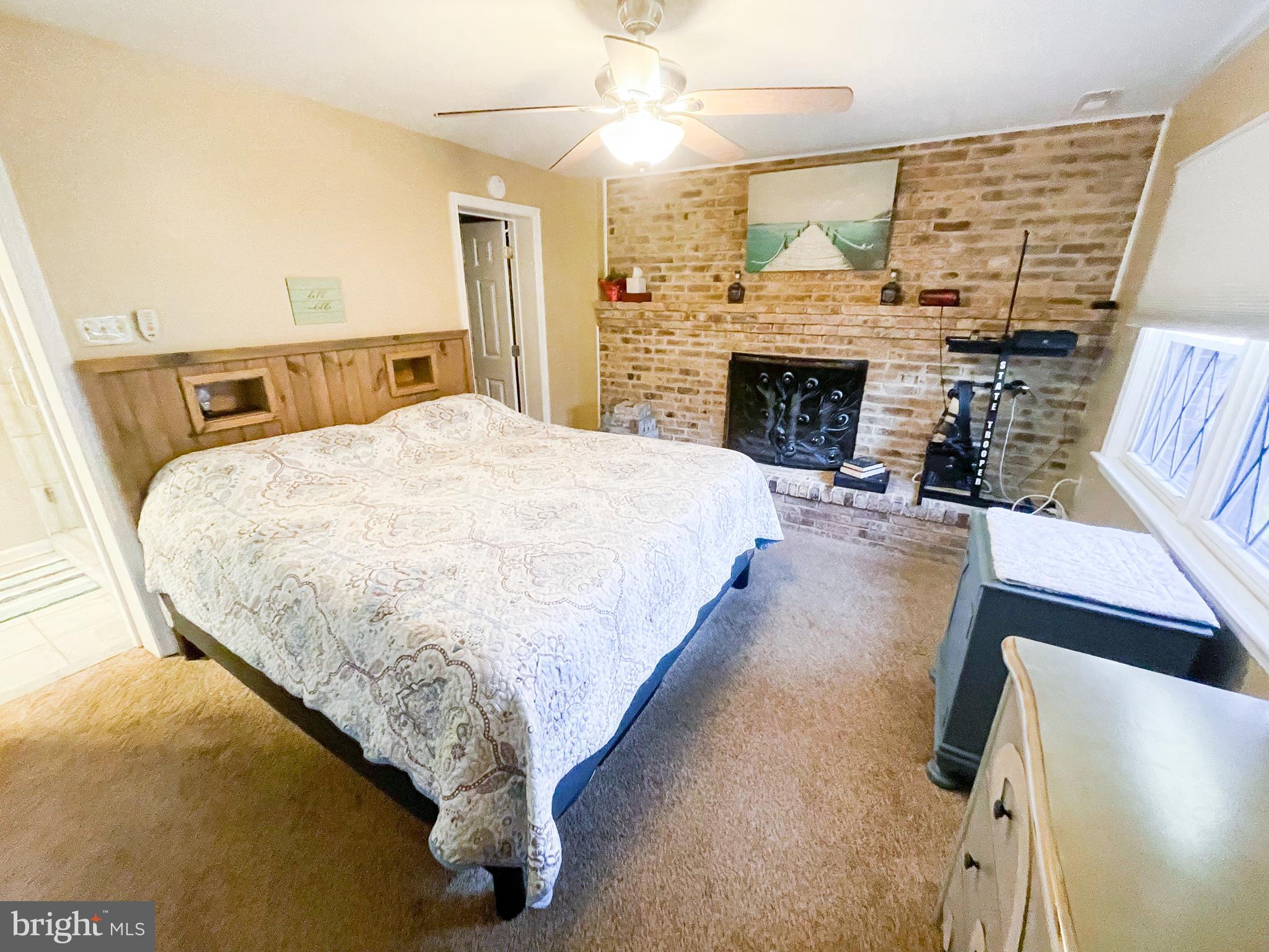 AVALON PARK - Residential