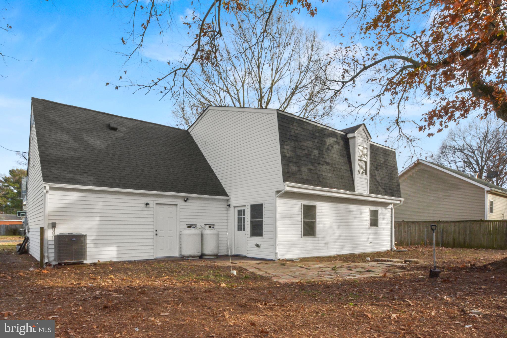 WESTMORELAND SHORES - Residential