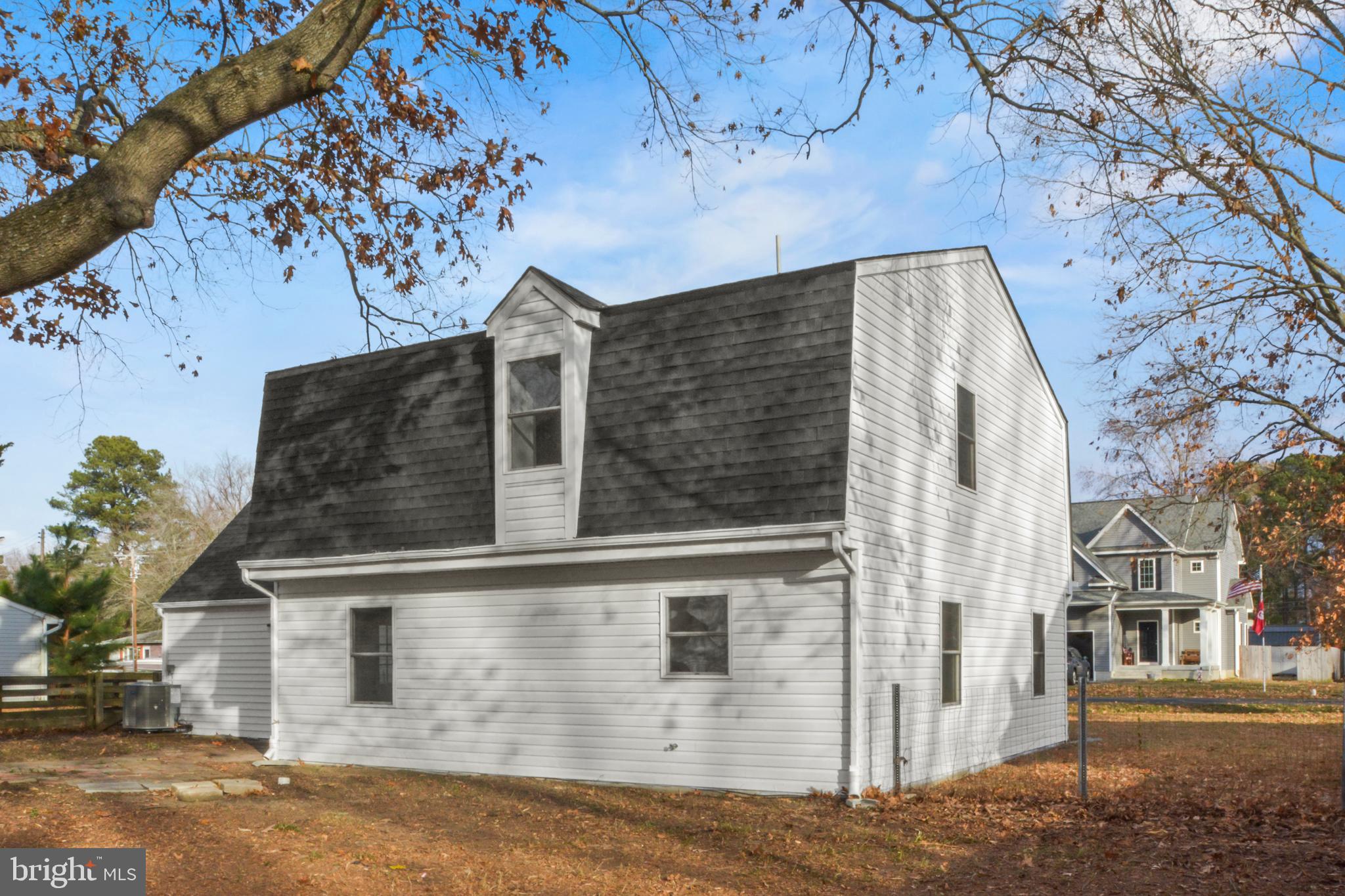 WESTMORELAND SHORES - Residential