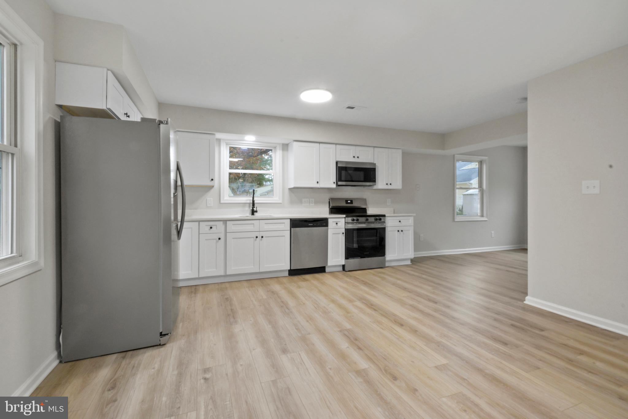 WESTMORELAND SHORES - Residential