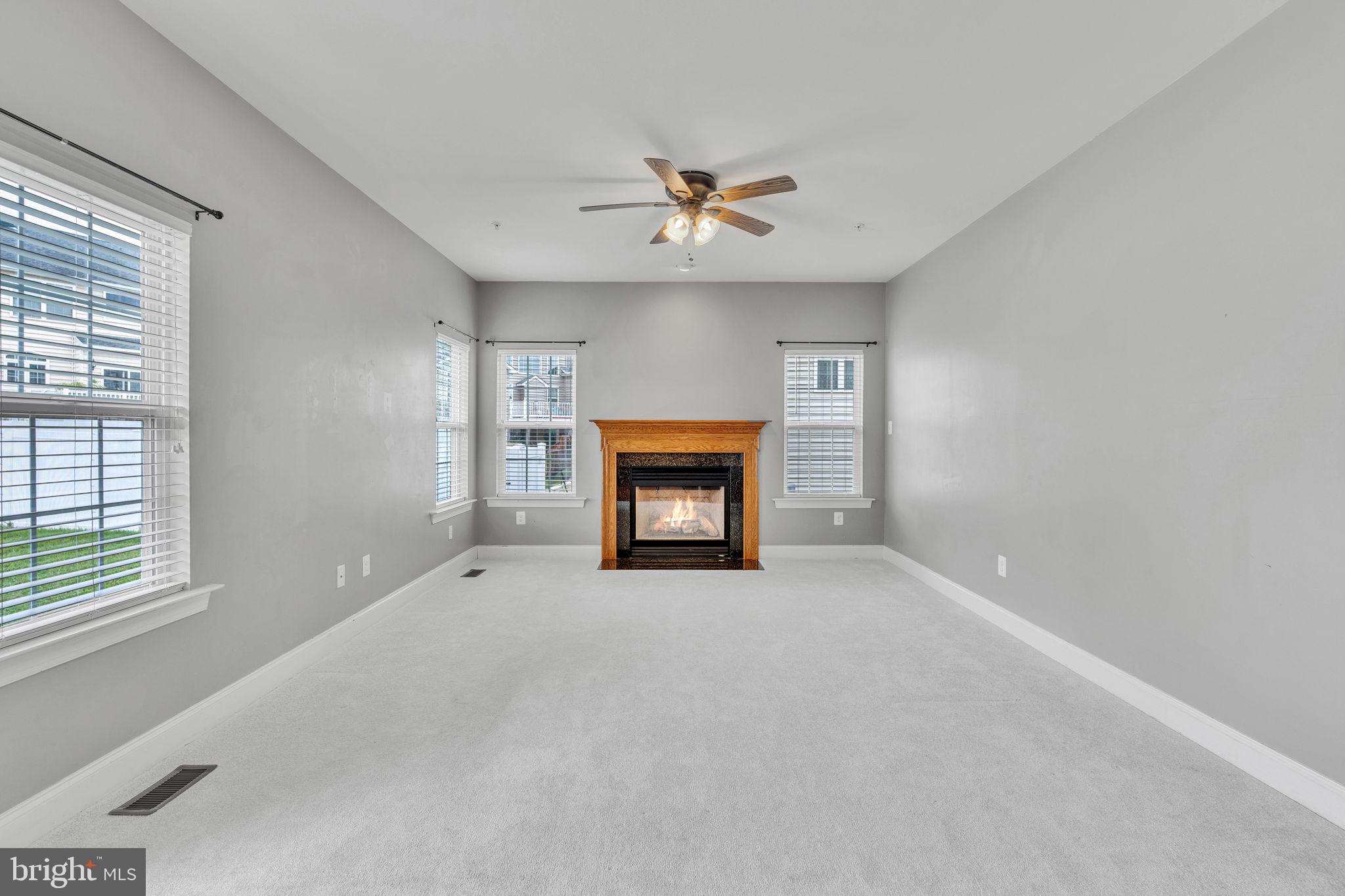 BROAD CREEK - Residential Lease