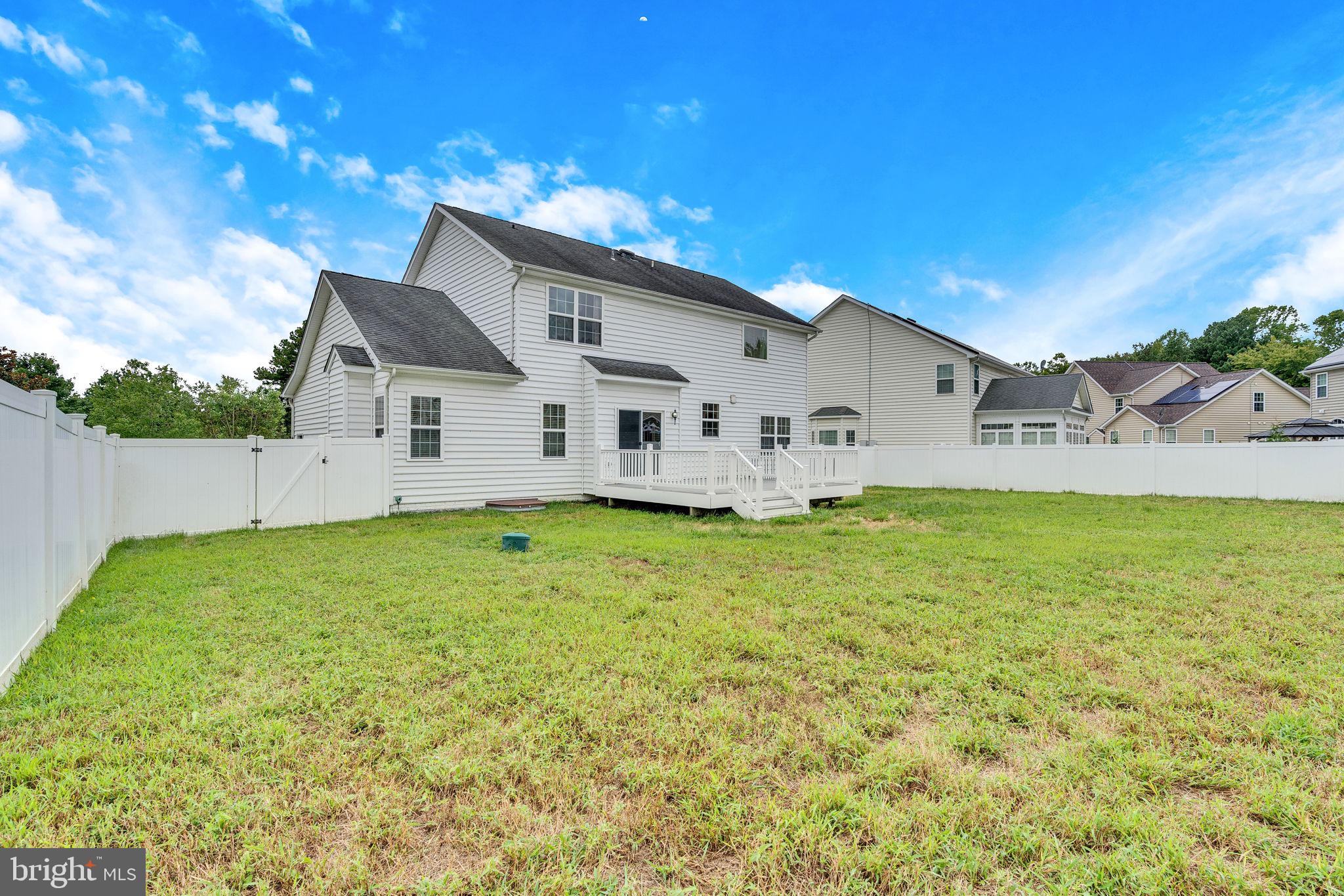 BROAD CREEK - Residential Lease