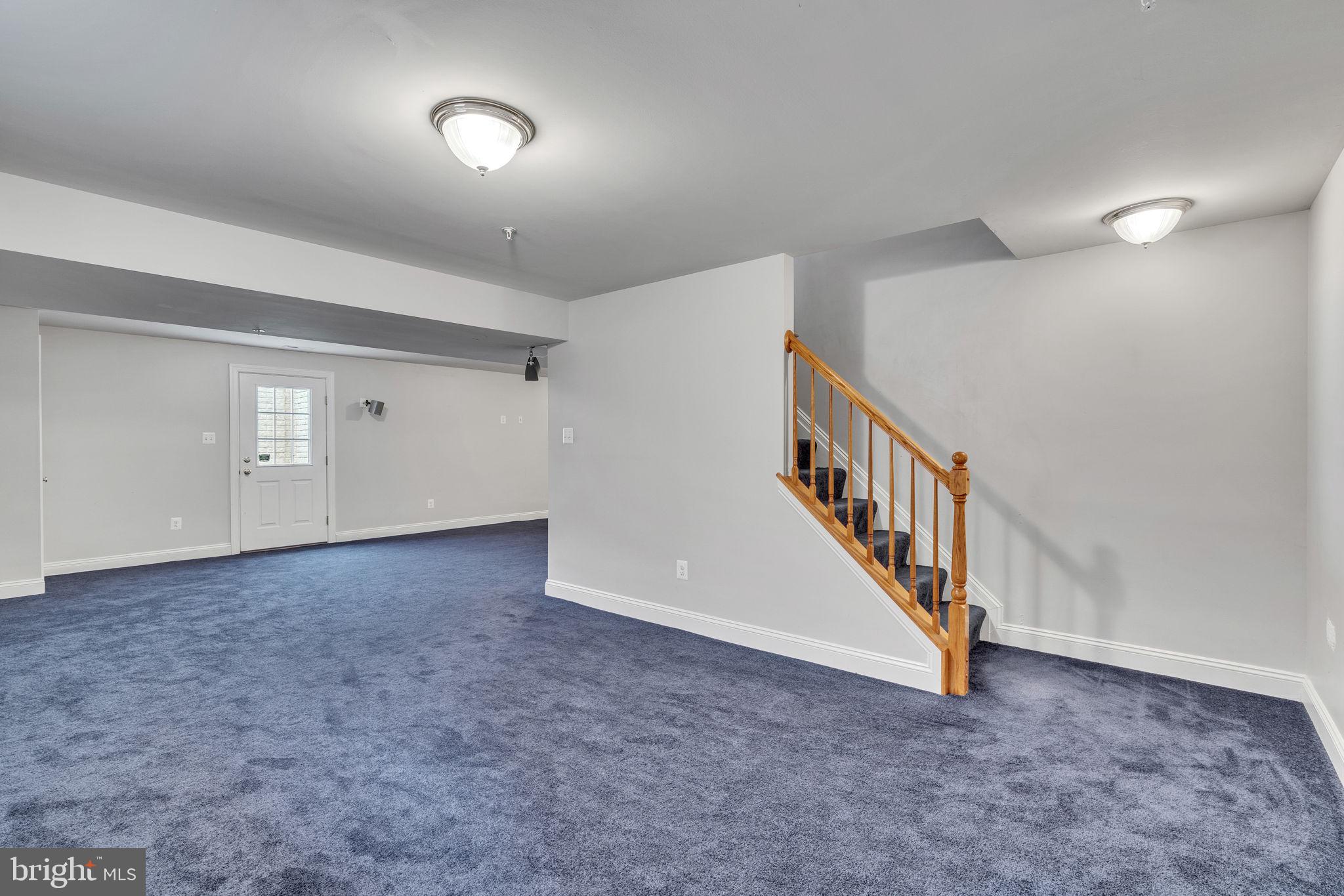 BROAD CREEK - Residential Lease