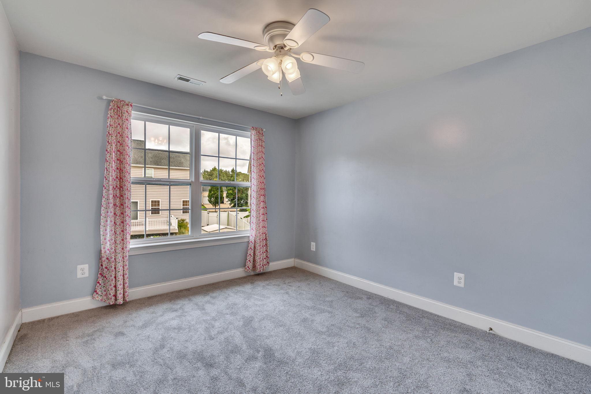 BROAD CREEK - Residential Lease