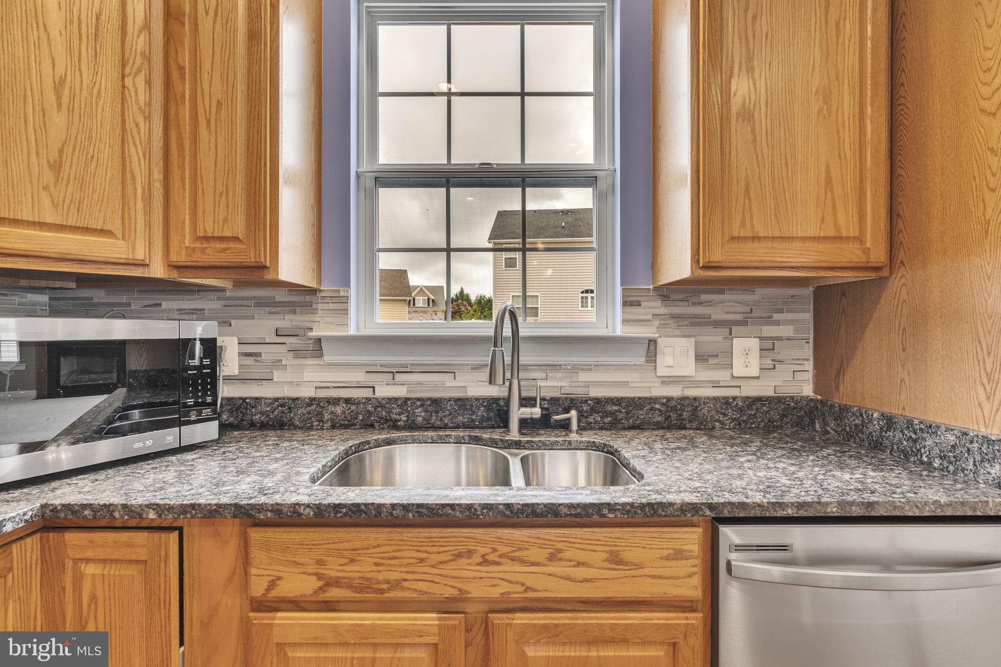 BROAD CREEK - Residential Lease