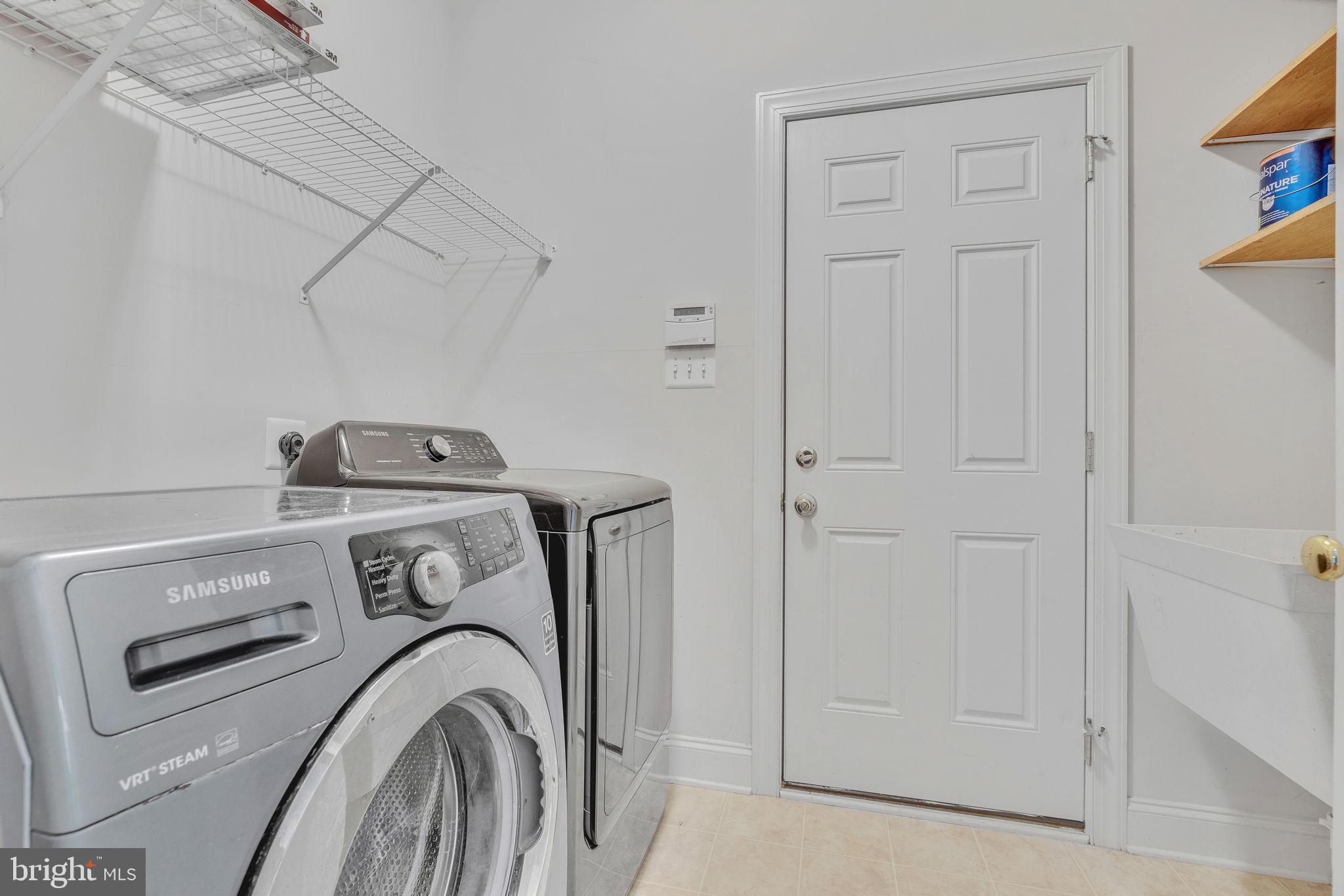 BROAD CREEK - Residential Lease