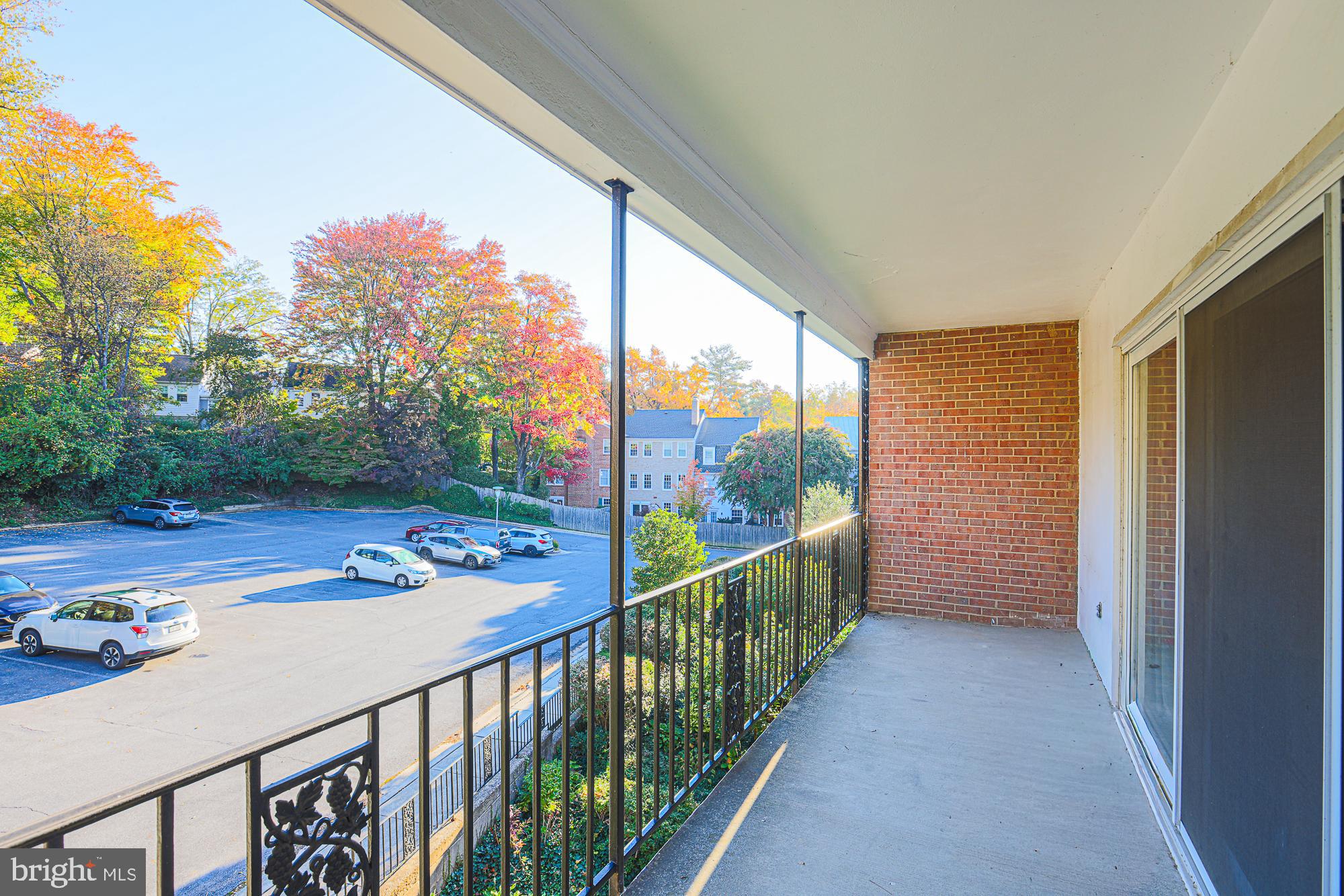 HAMLET HOUSE - Residential Lease