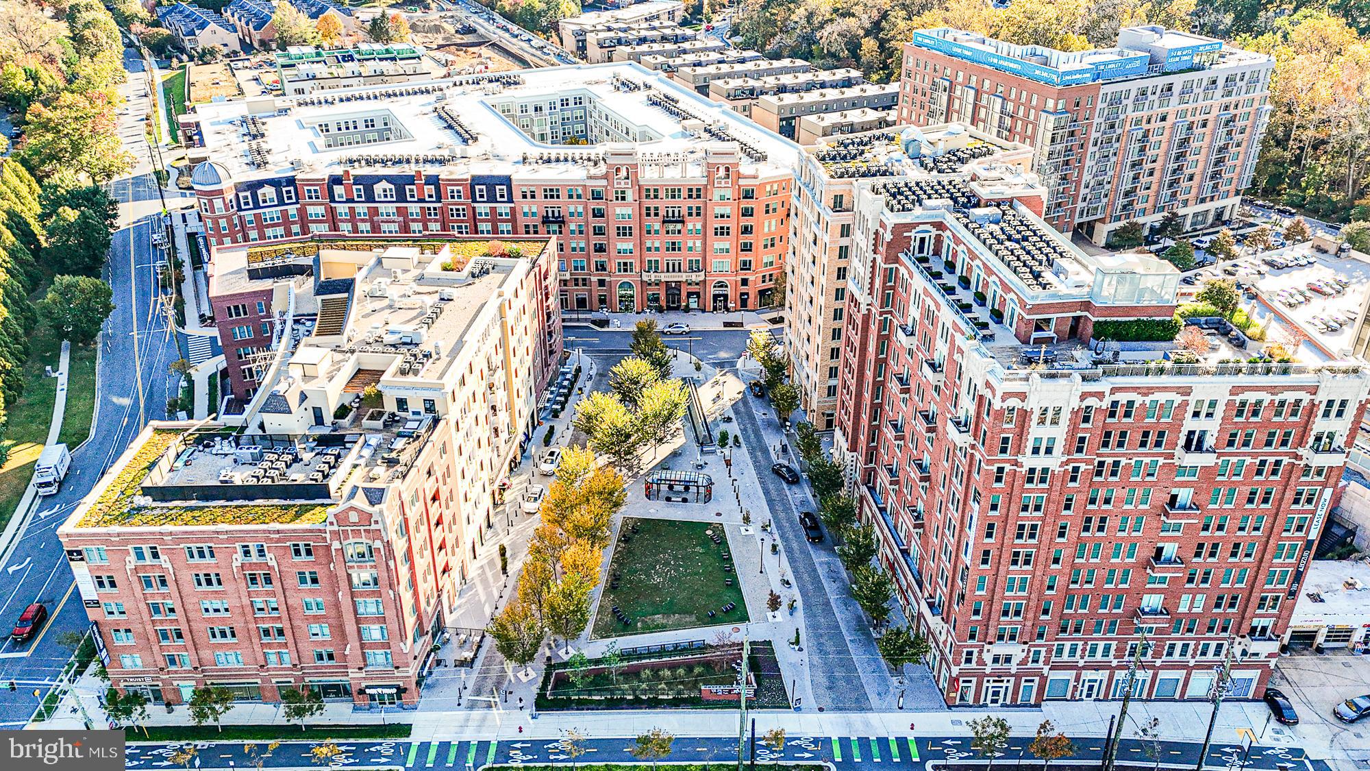 HAMLET HOUSE - Residential Lease