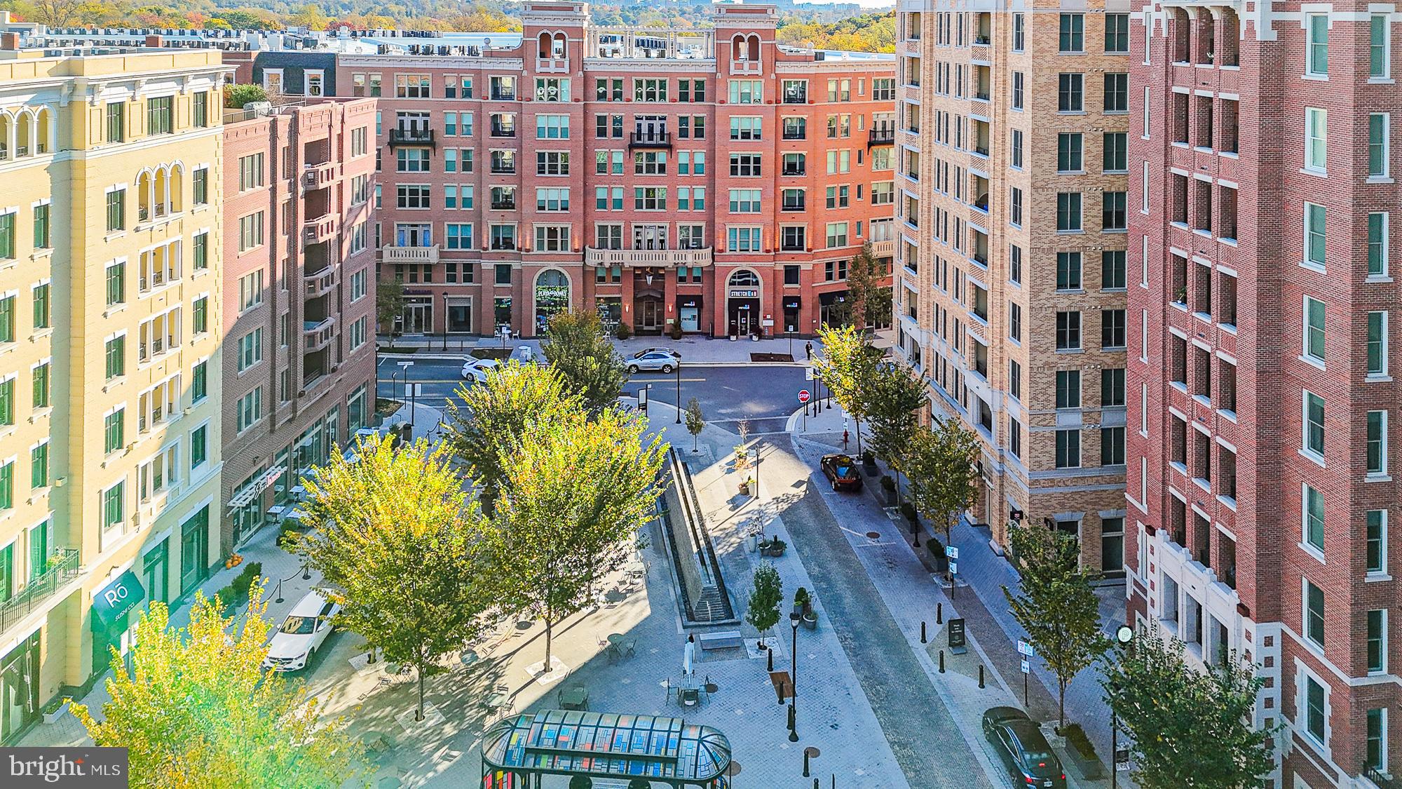 HAMLET HOUSE - Residential Lease