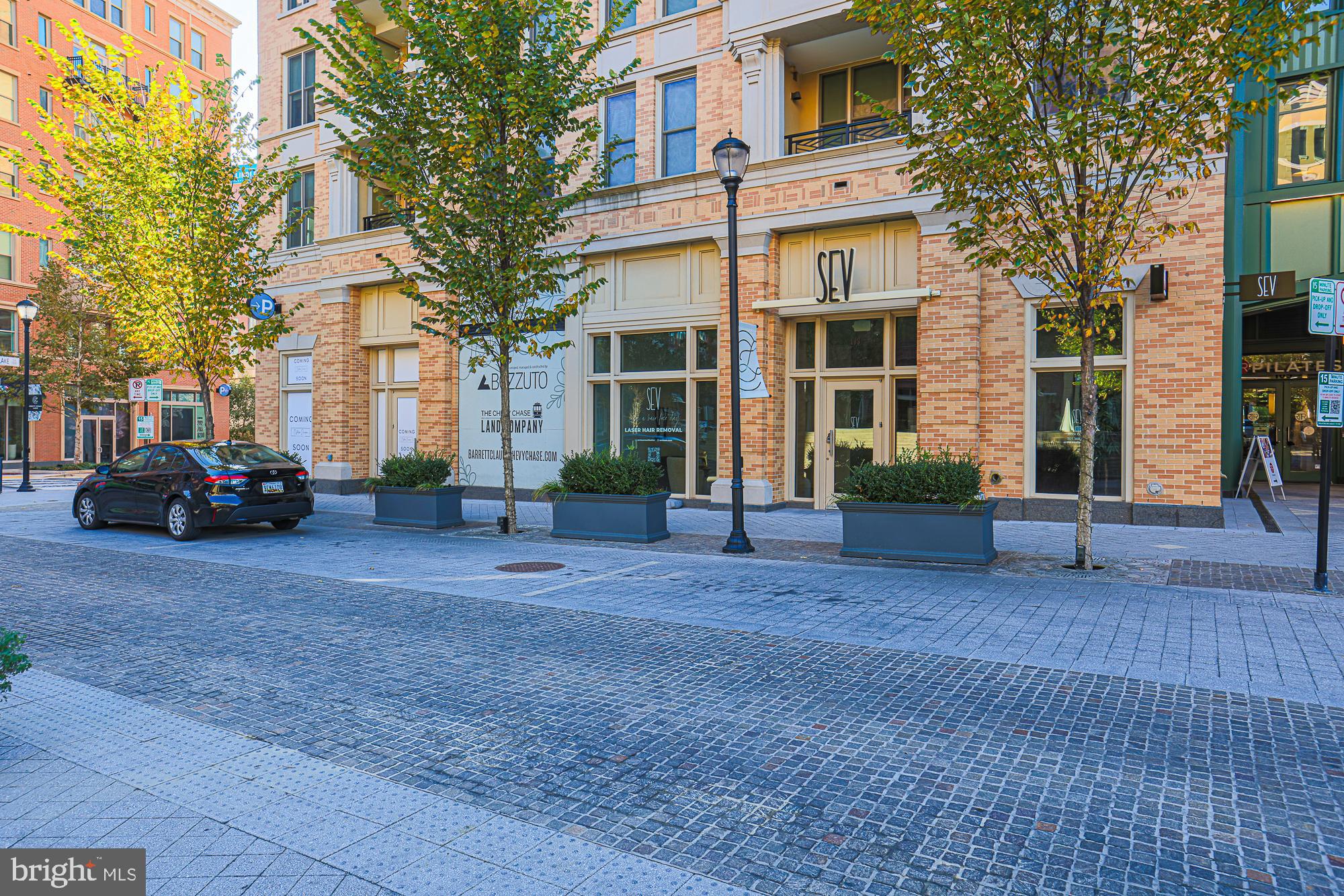 HAMLET HOUSE - Residential Lease