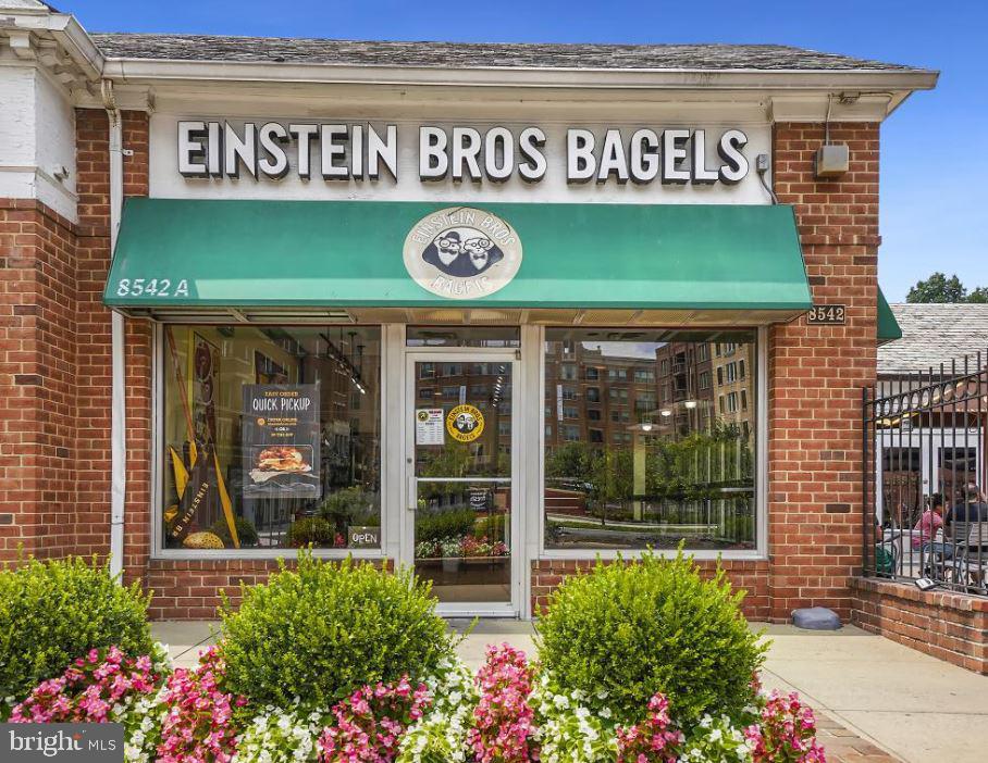 HAMLET HOUSE - Residential Lease