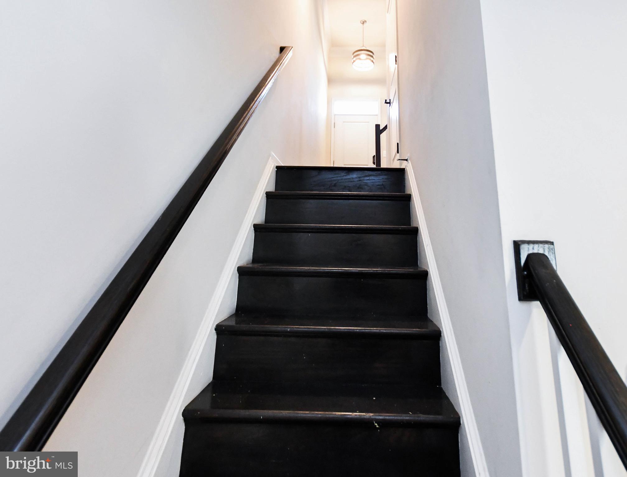 MARLBORO RIDGE - Residential